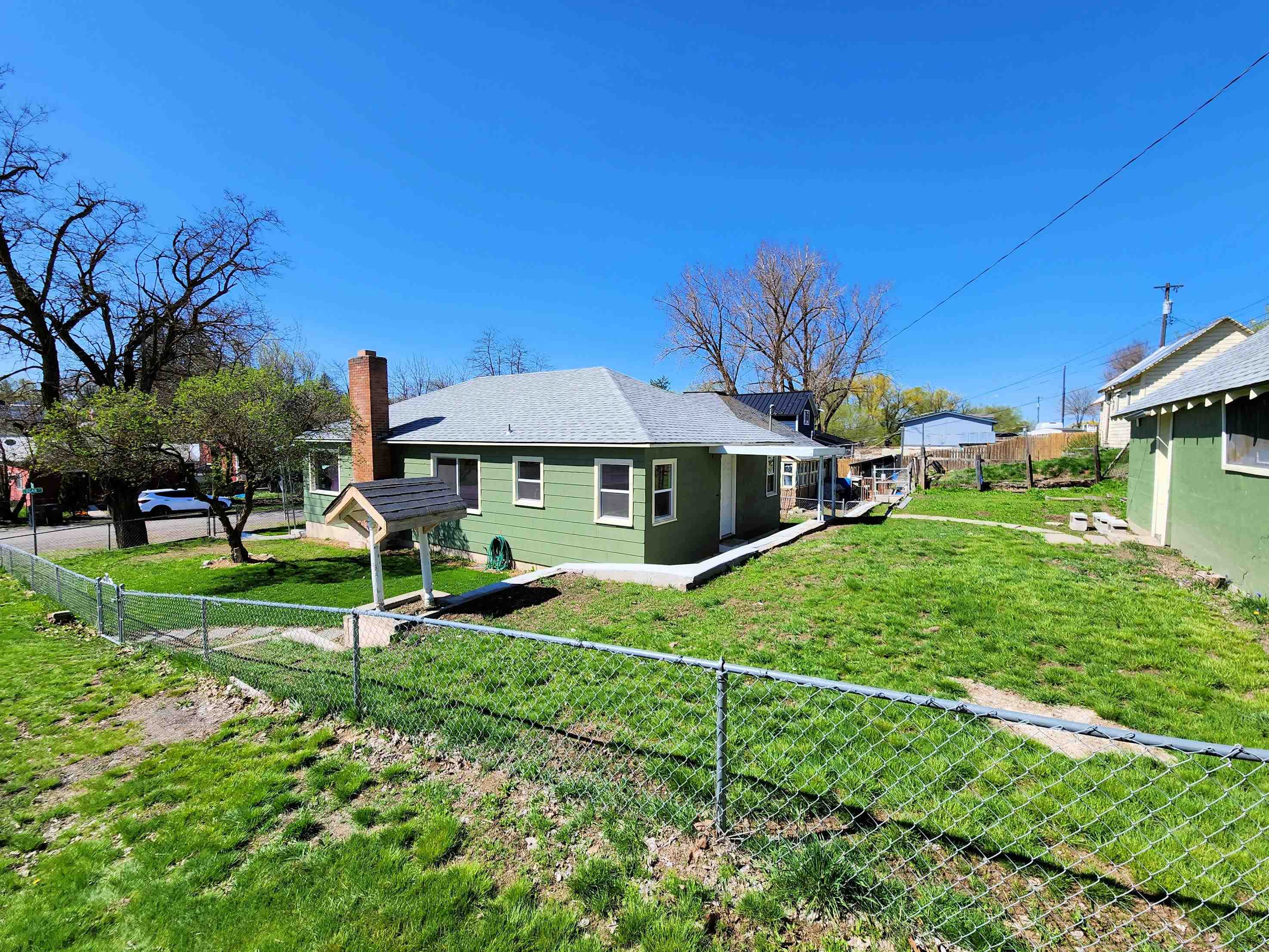 802 Logan St - Photo 31