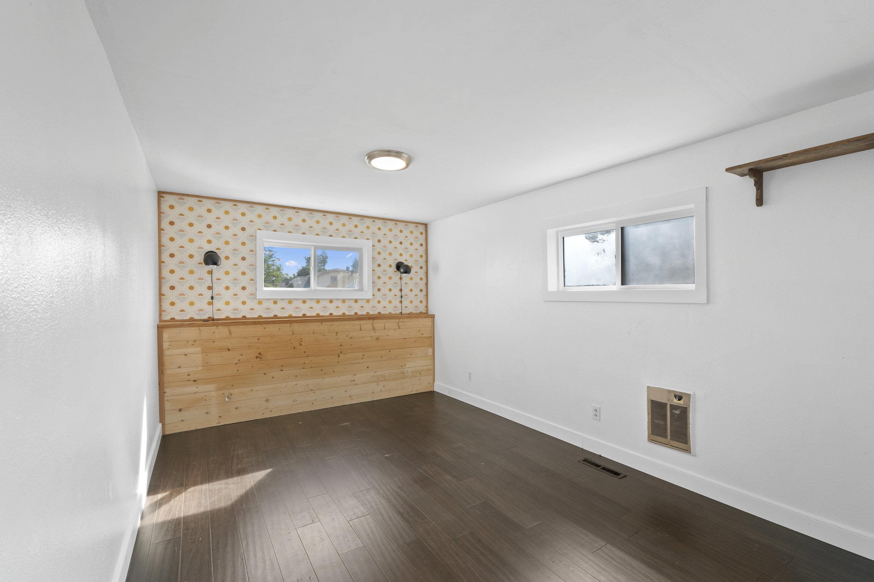 5327 N Crestline St - Photo 17