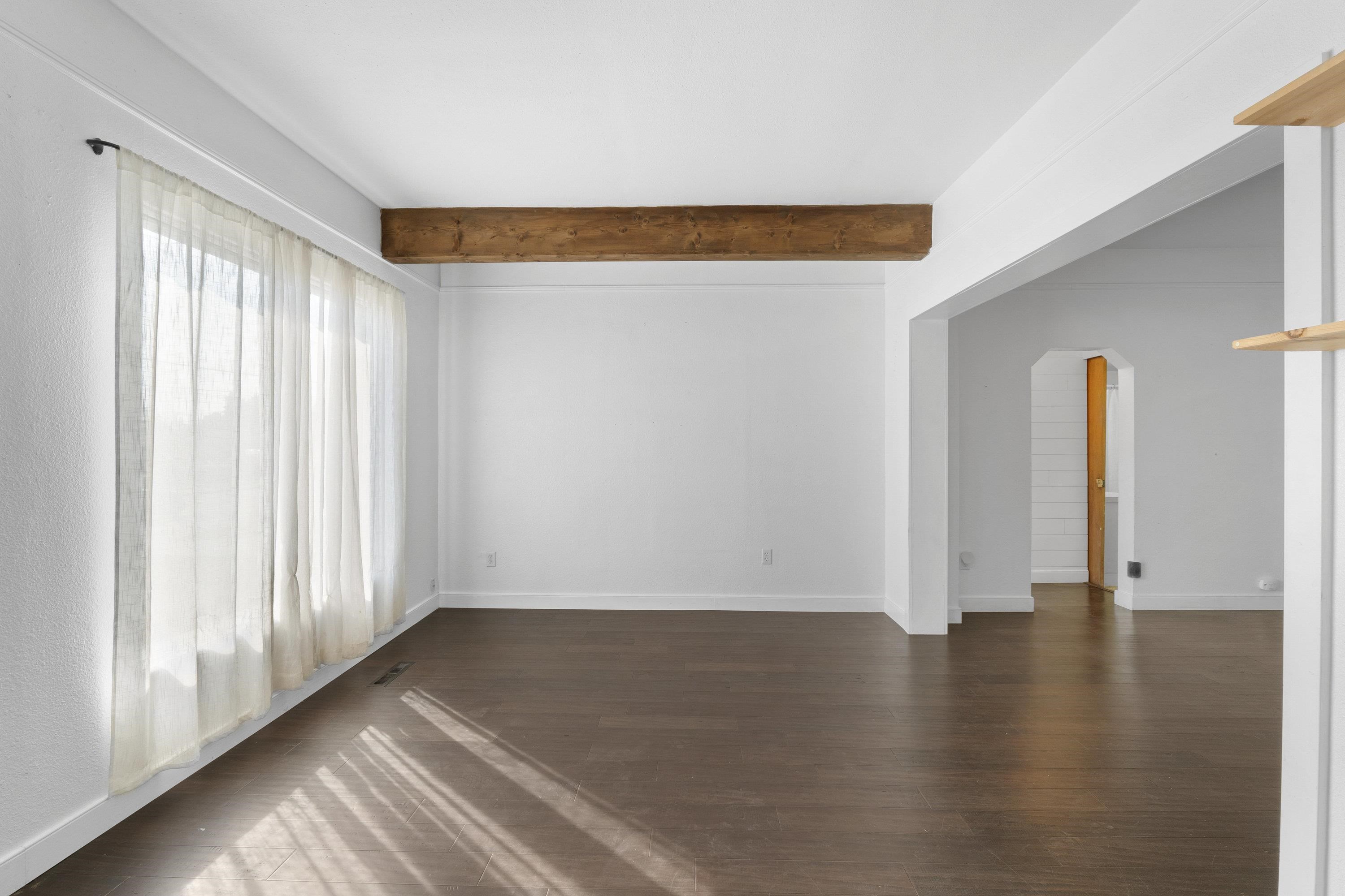5327 N Crestline St - Photo 5