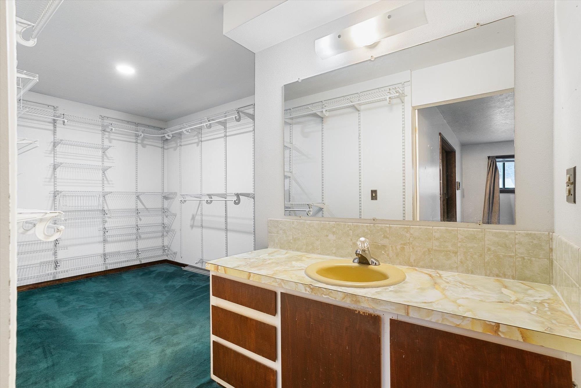 1023 Olympic Way - Photo 13