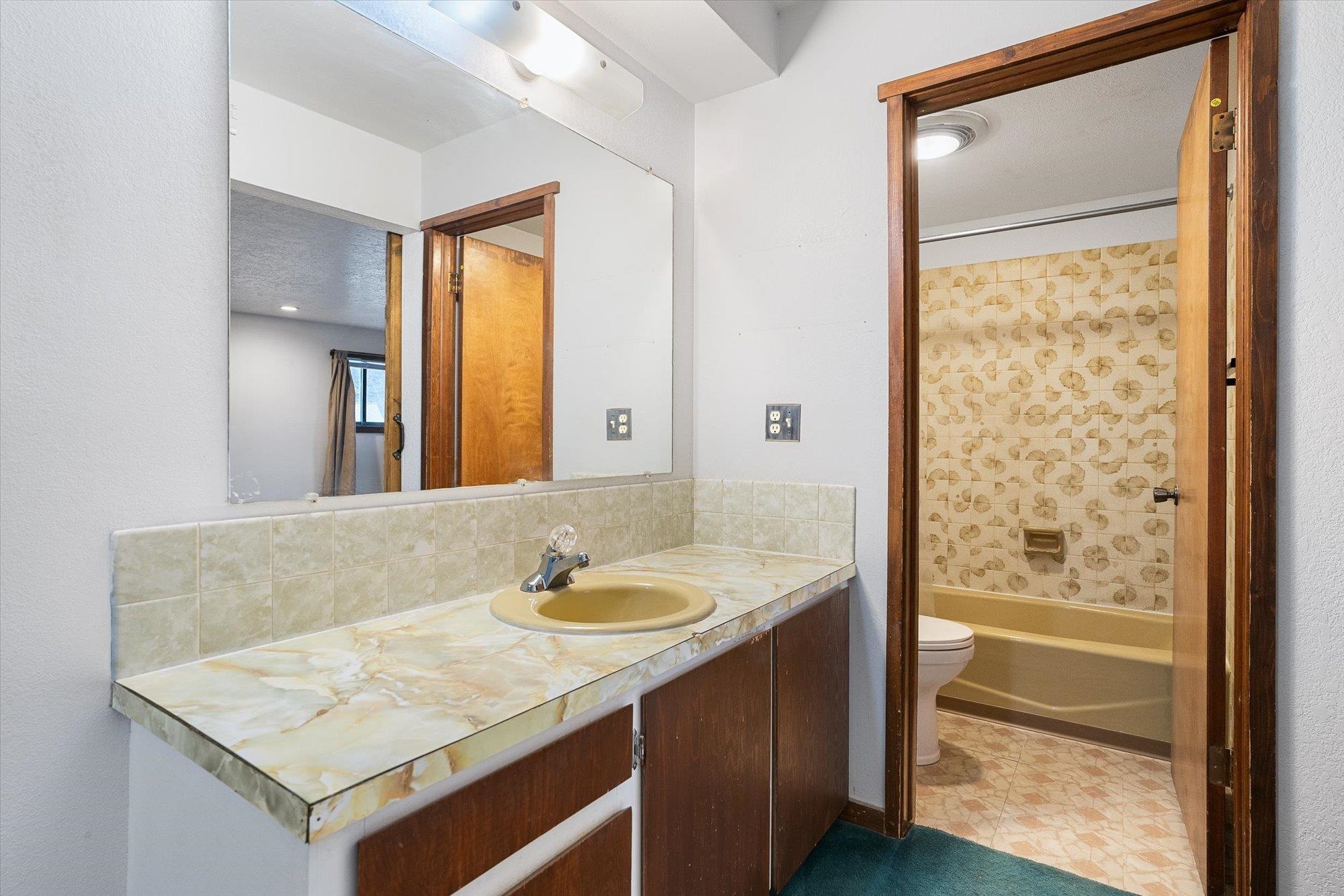 1023 Olympic Way - Photo 14