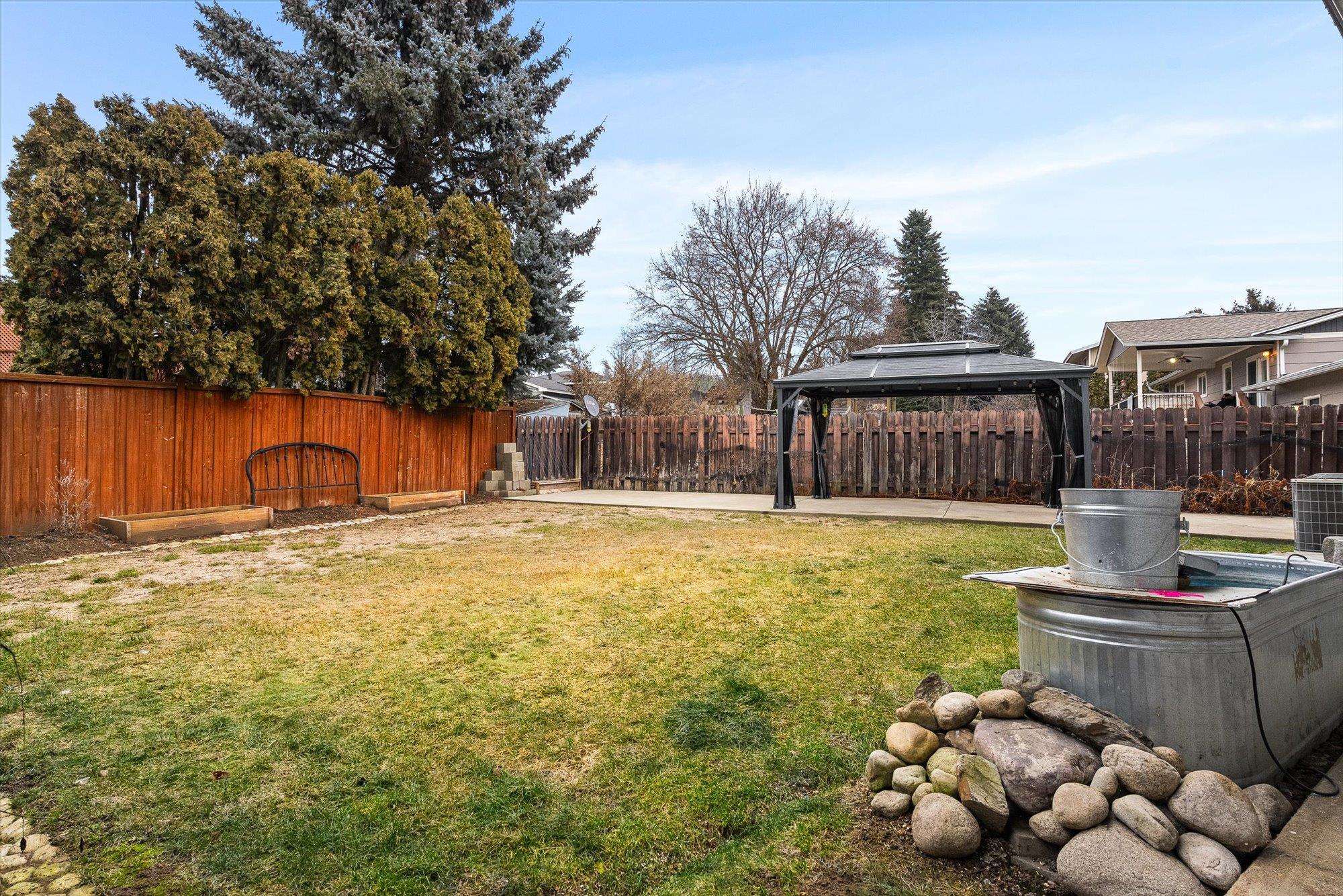 1023 Olympic Way - Photo 23