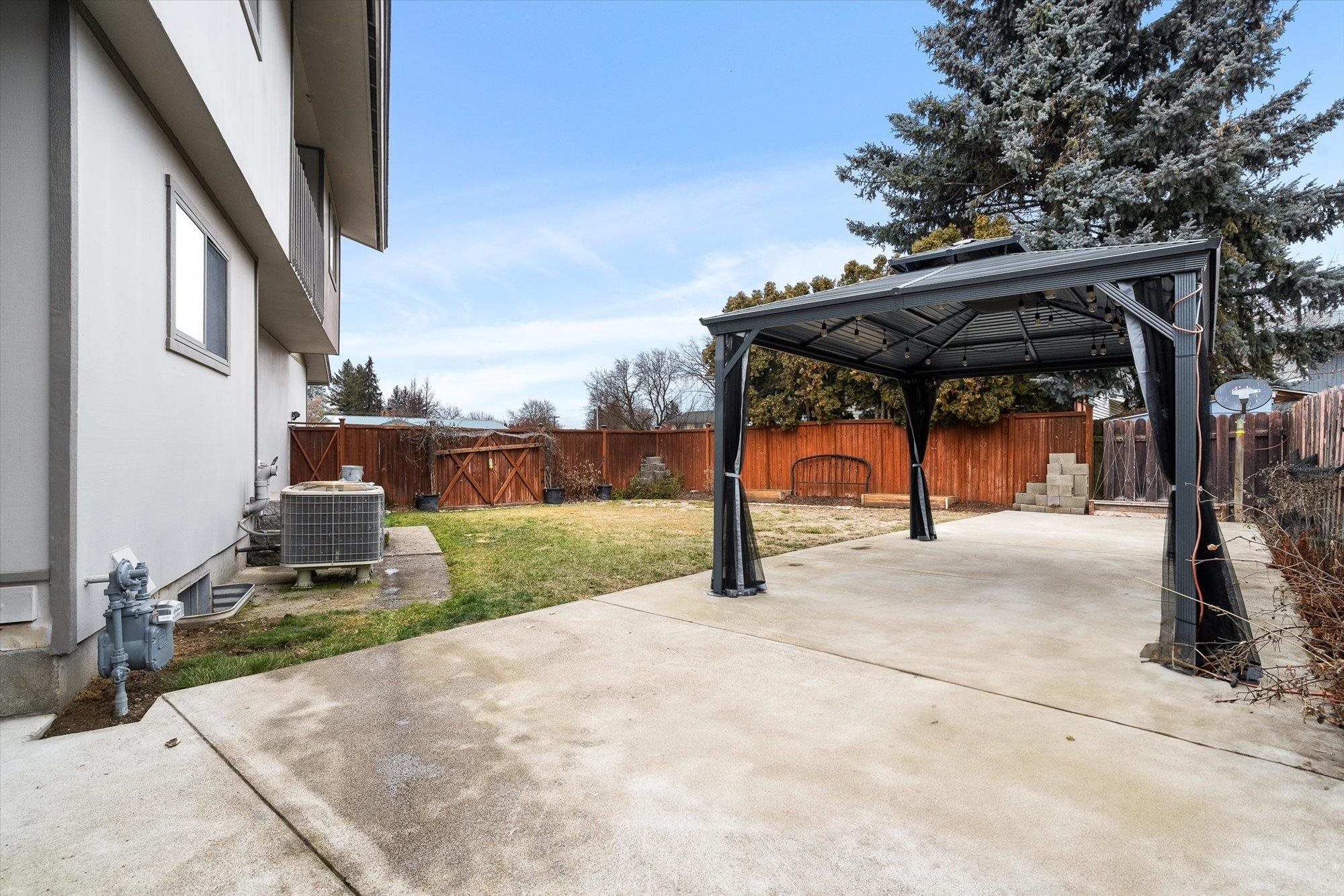 1023 Olympic Way - Photo 25