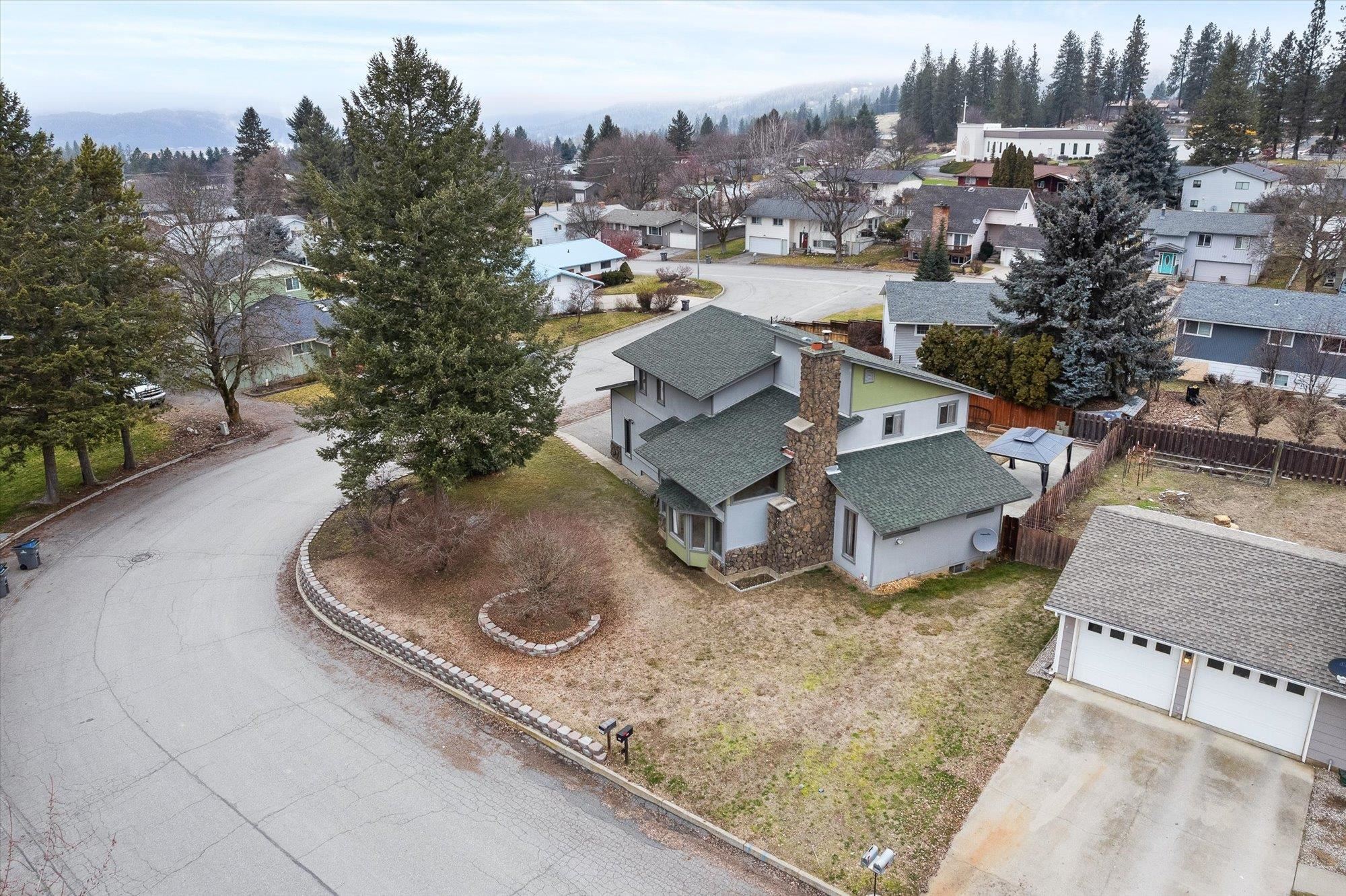 1023 Olympic Way - Photo 32