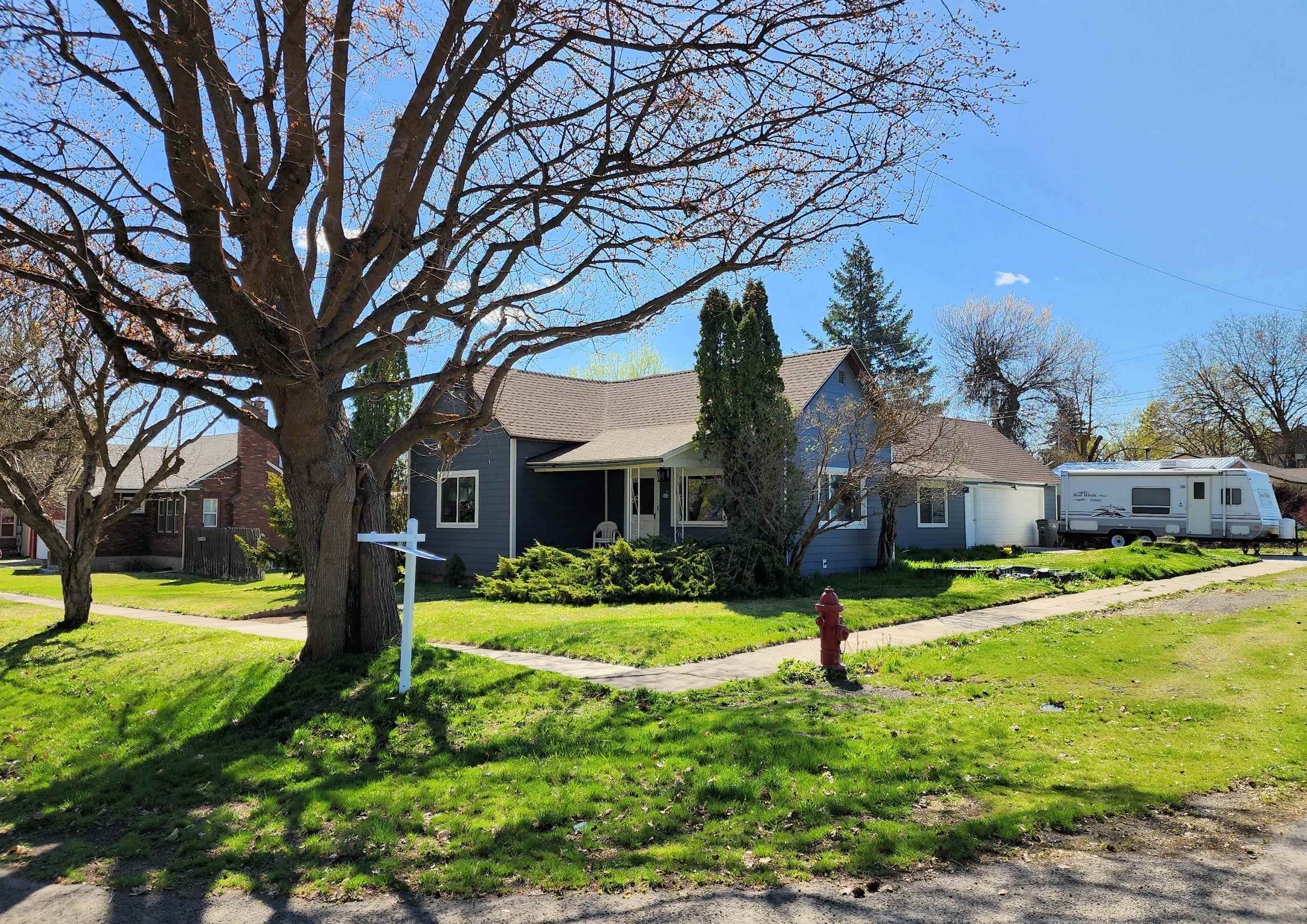 809 Marshall St - Photo 2