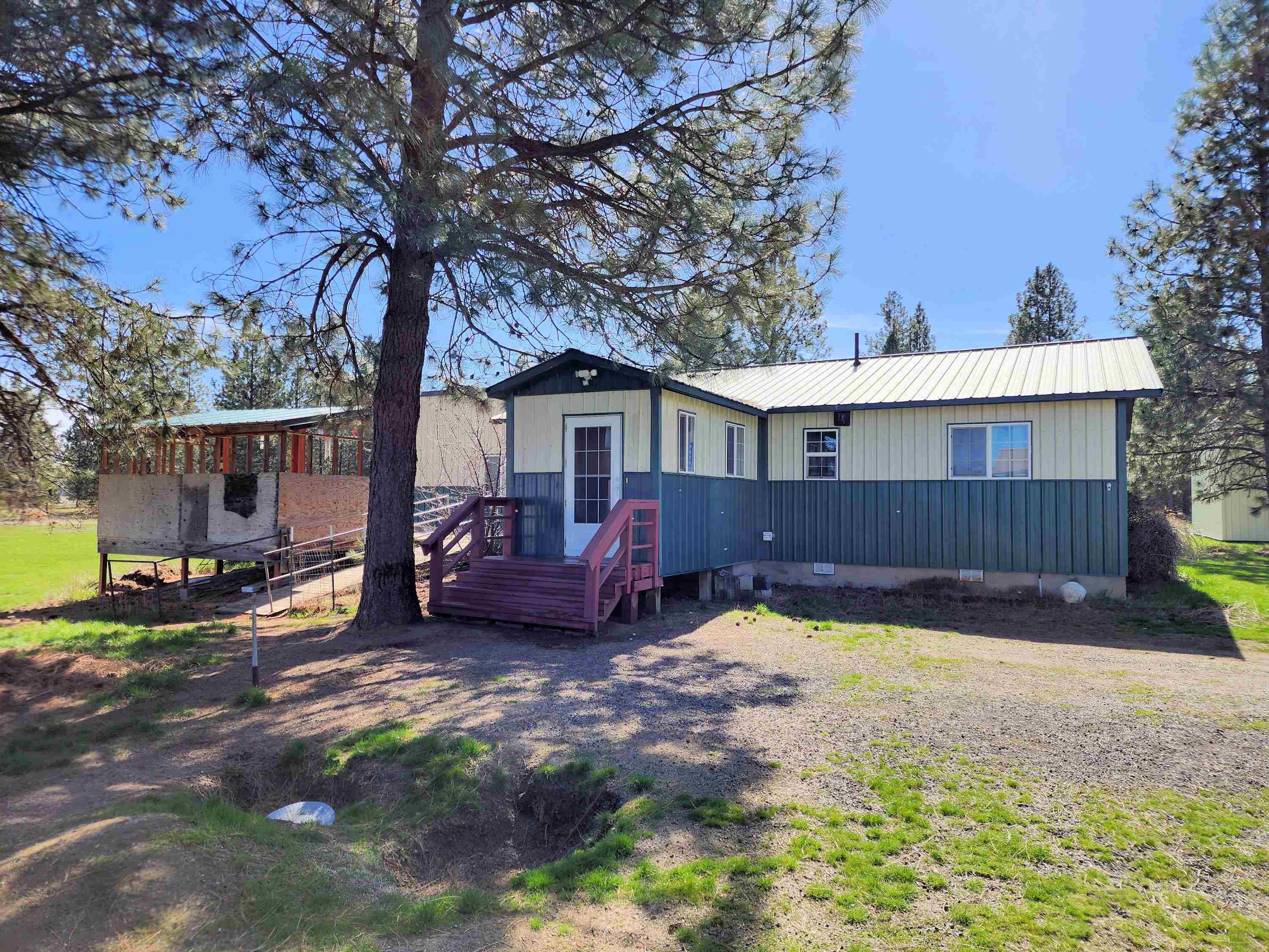 39024 E Petrie Ln - Photo 1