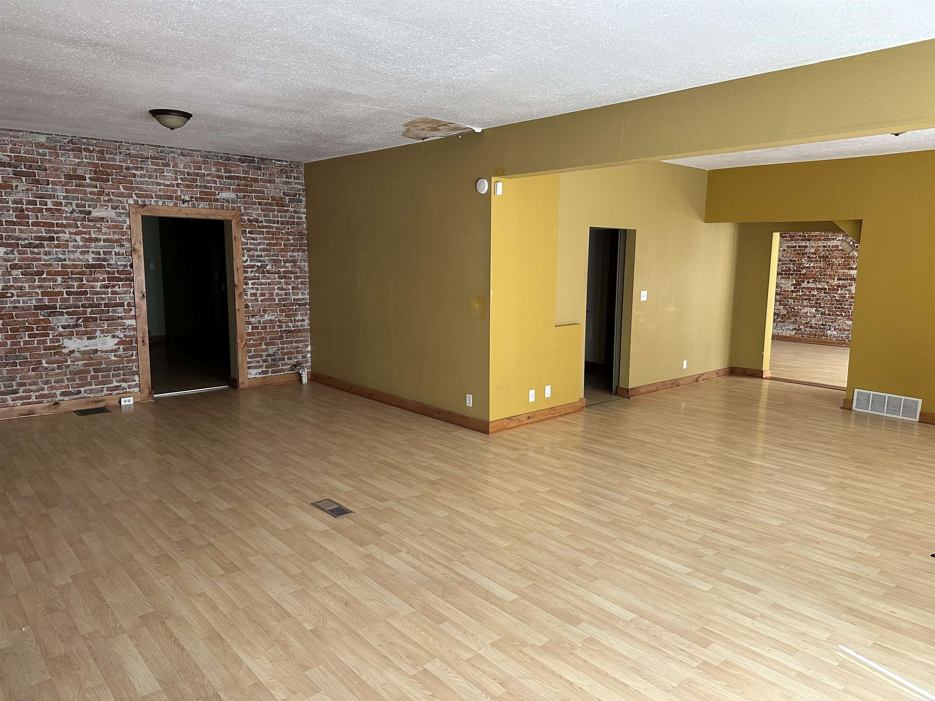 2515 E Sprague Ave - Photo 3