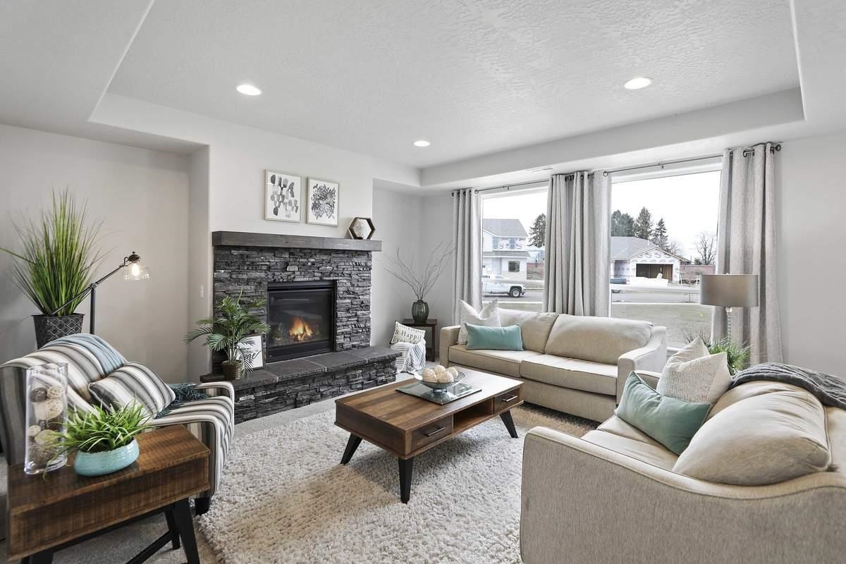 18721 E Riverside Ct - Photo 4