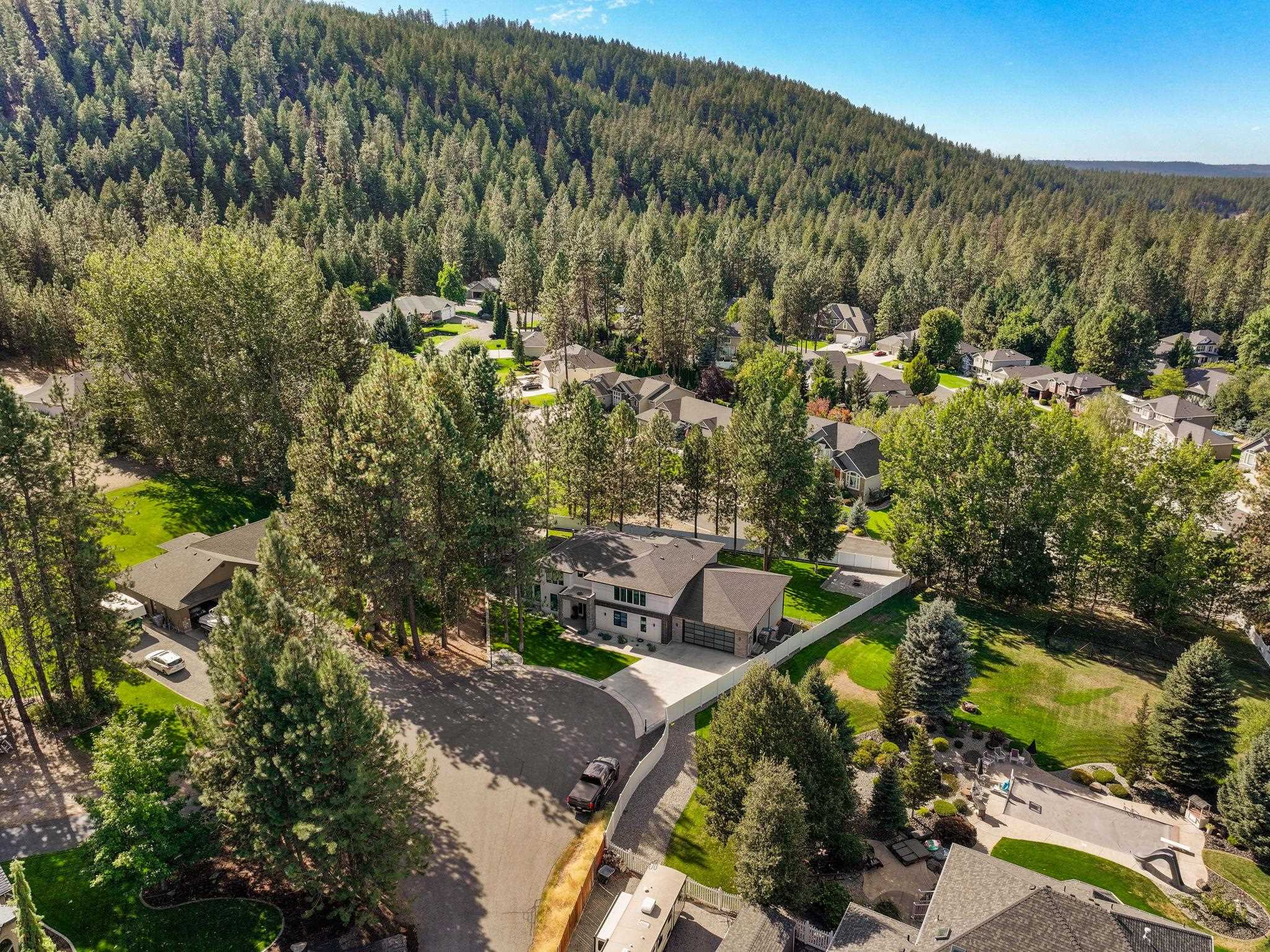 11605 N Alberta Ln - Photo 2