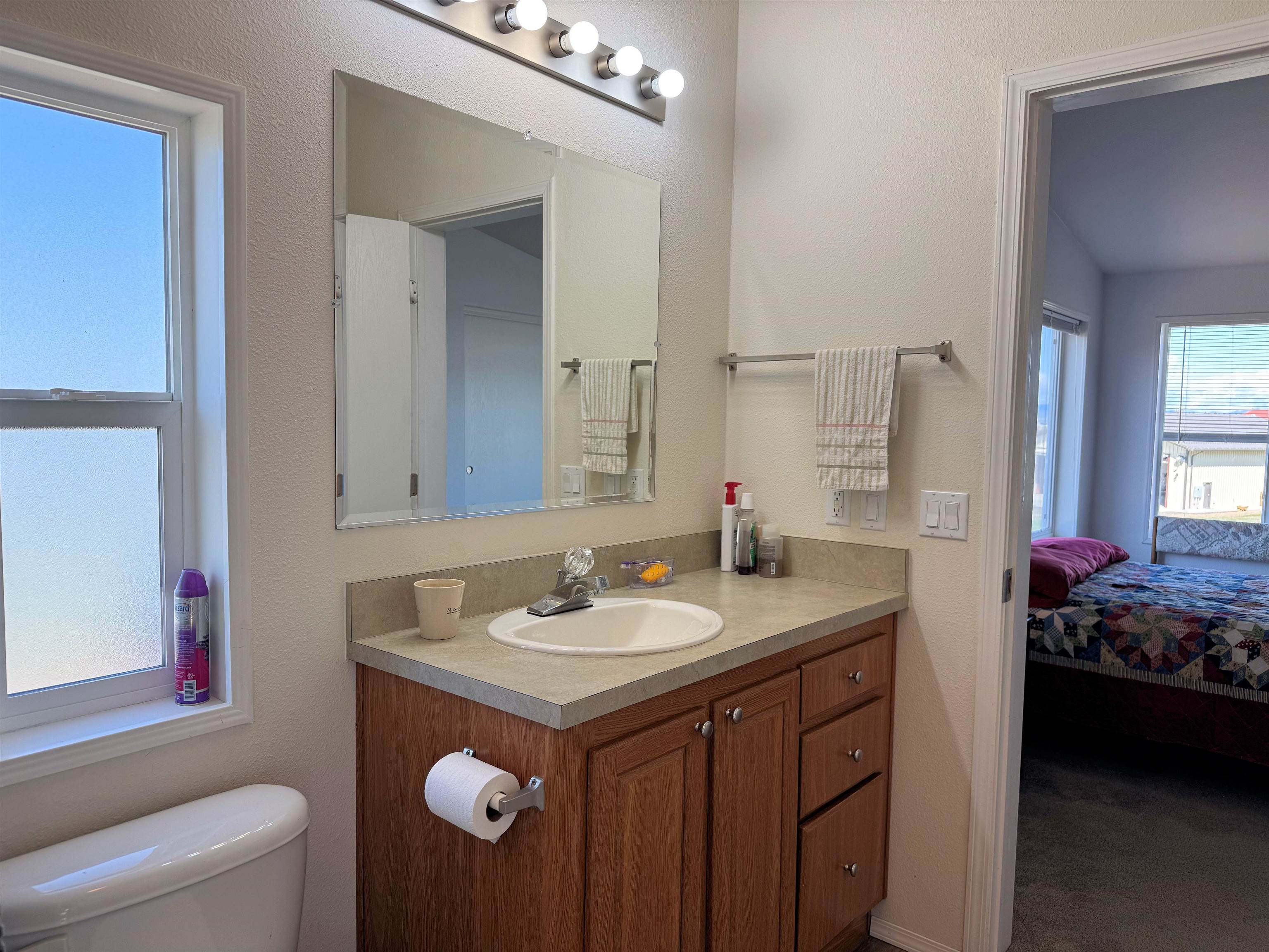 316 Airport Loop - Photo 14