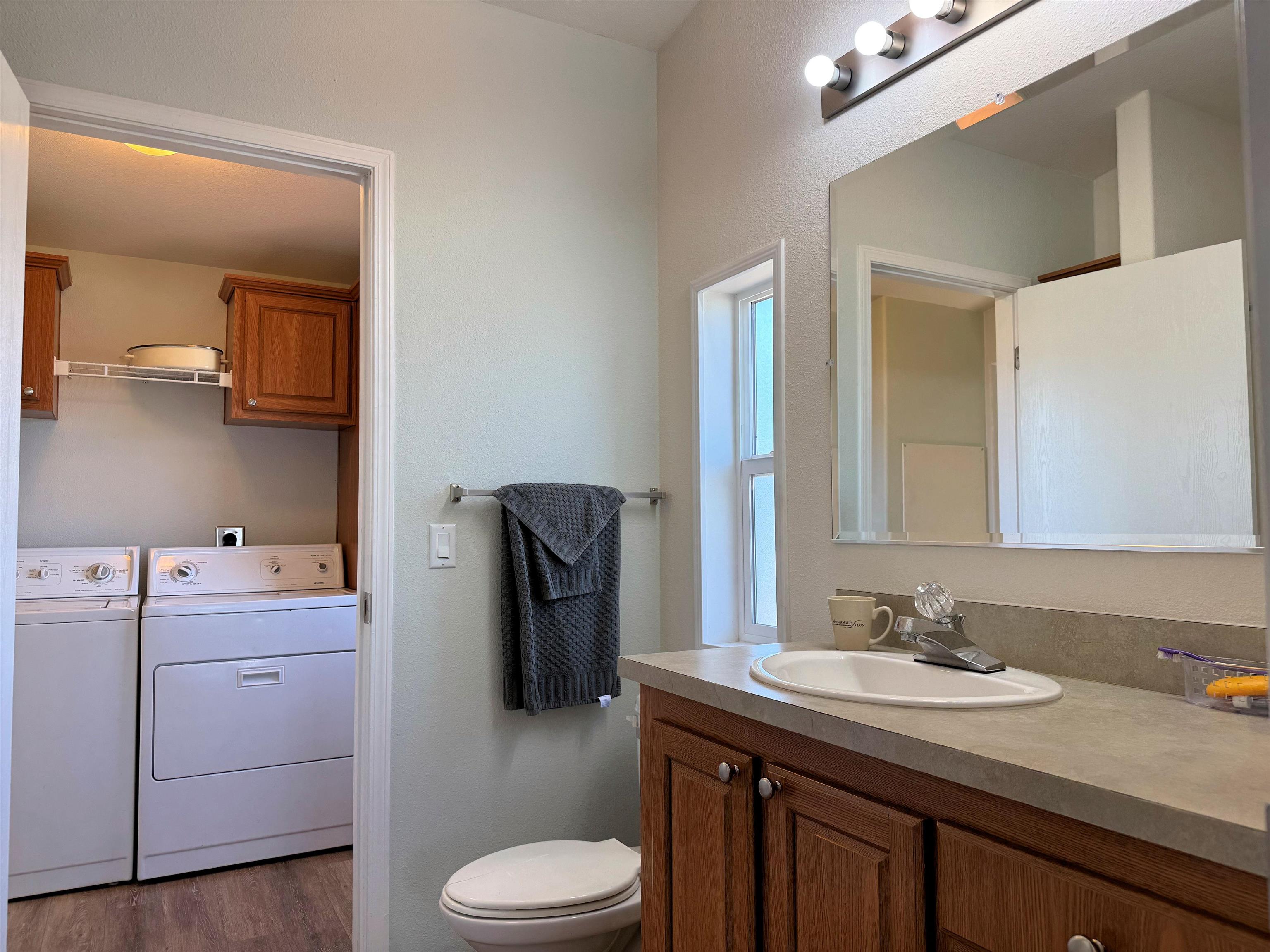 316 Airport Loop - Photo 15