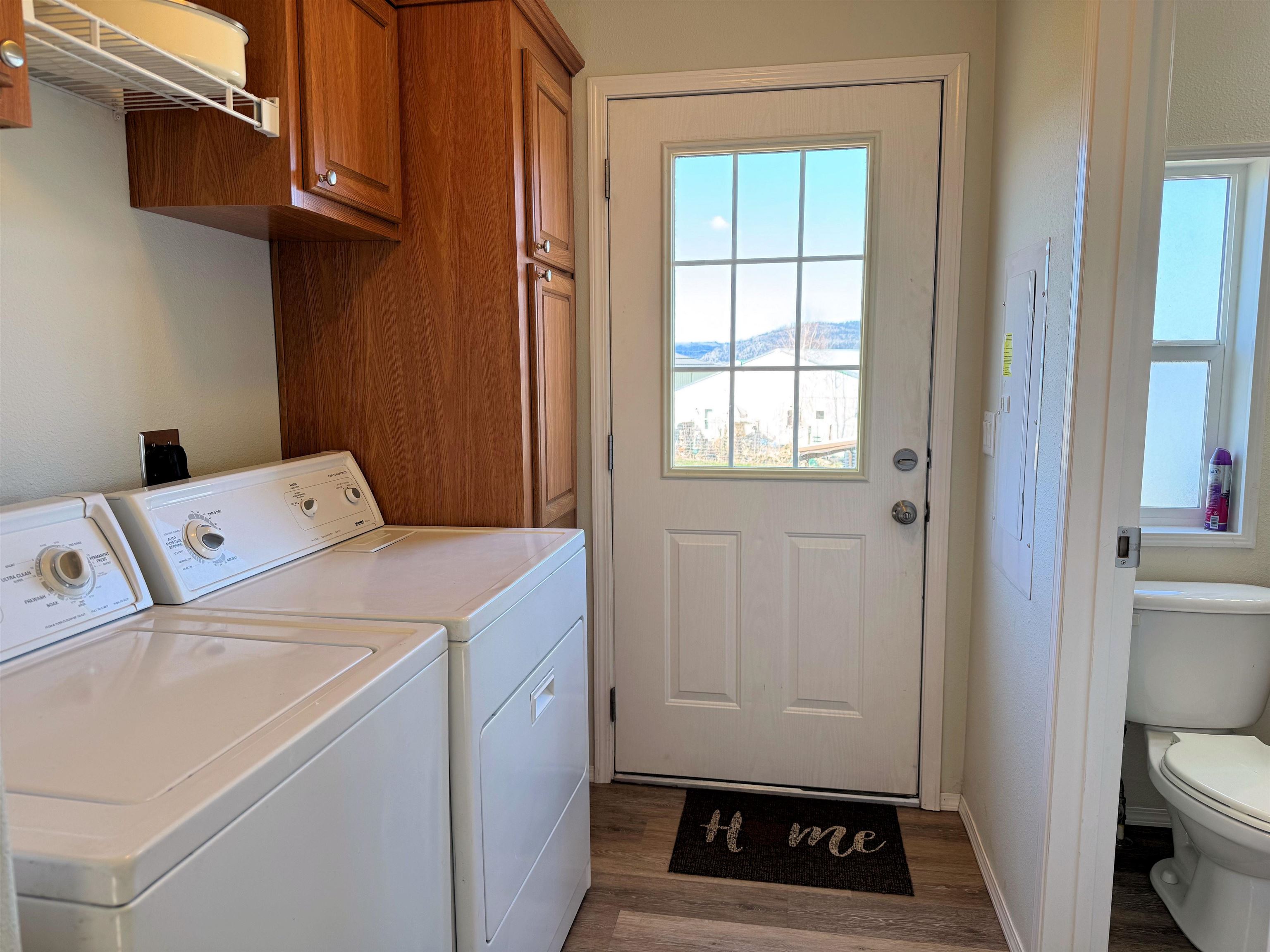 316 Airport Loop - Photo 16