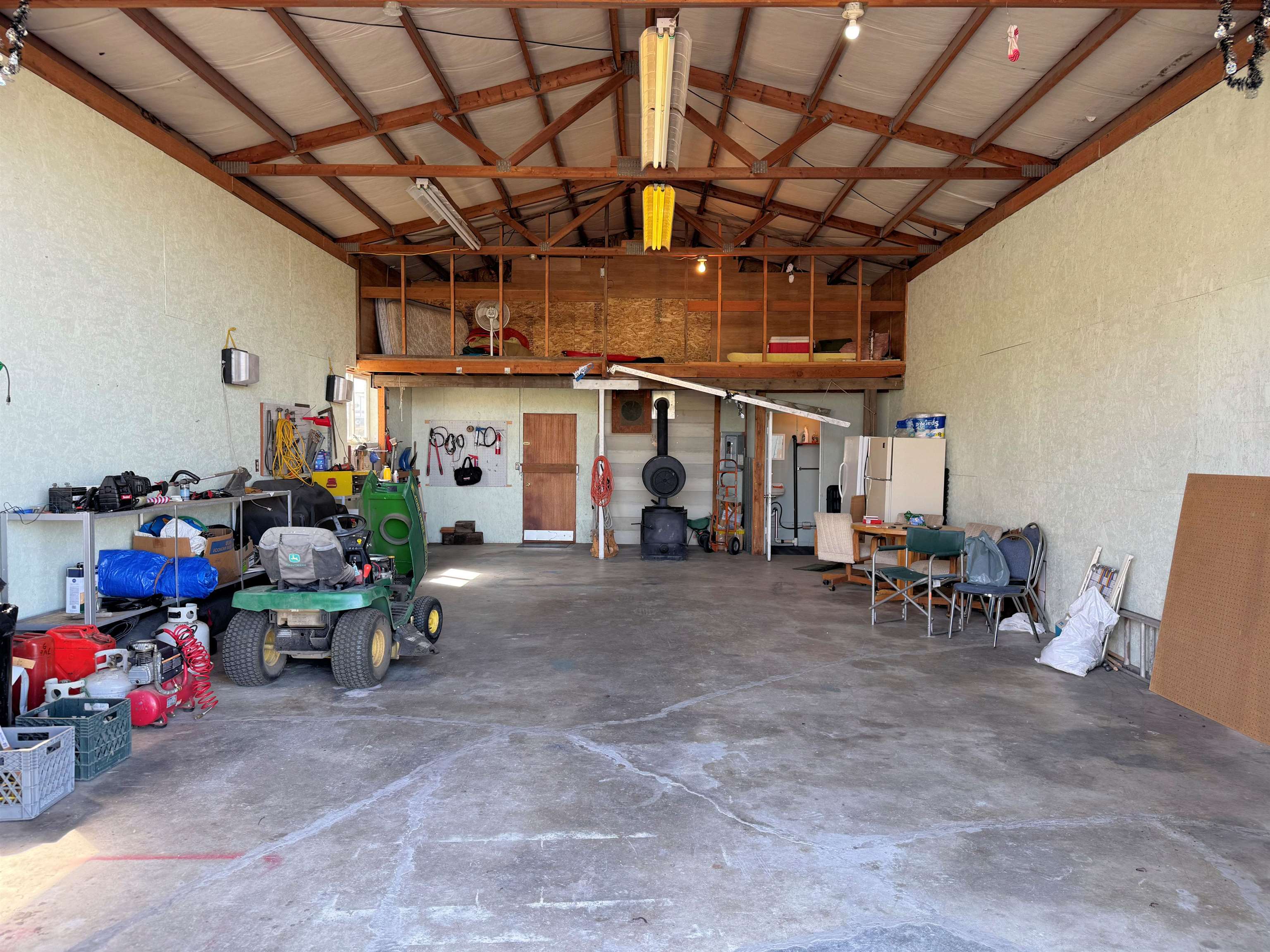 316 Airport Loop - Photo 21