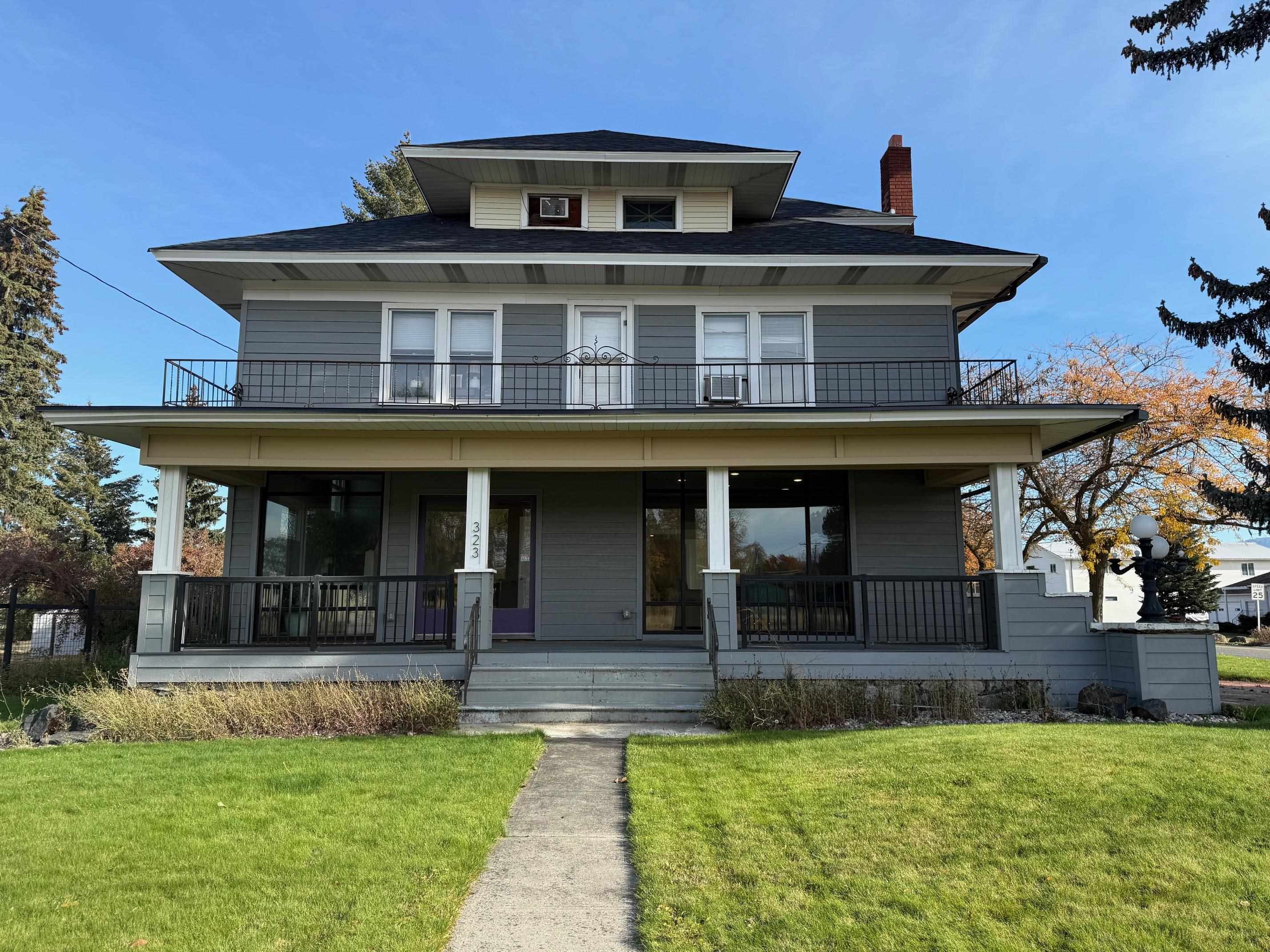 323 S Pines Rd - Photo 1