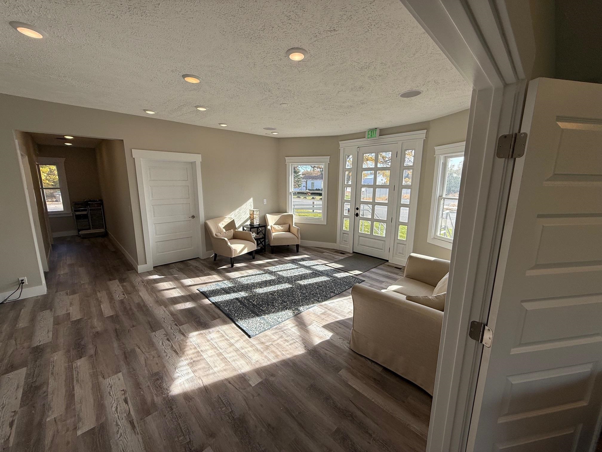 323 S Pines Rd - Photo 15