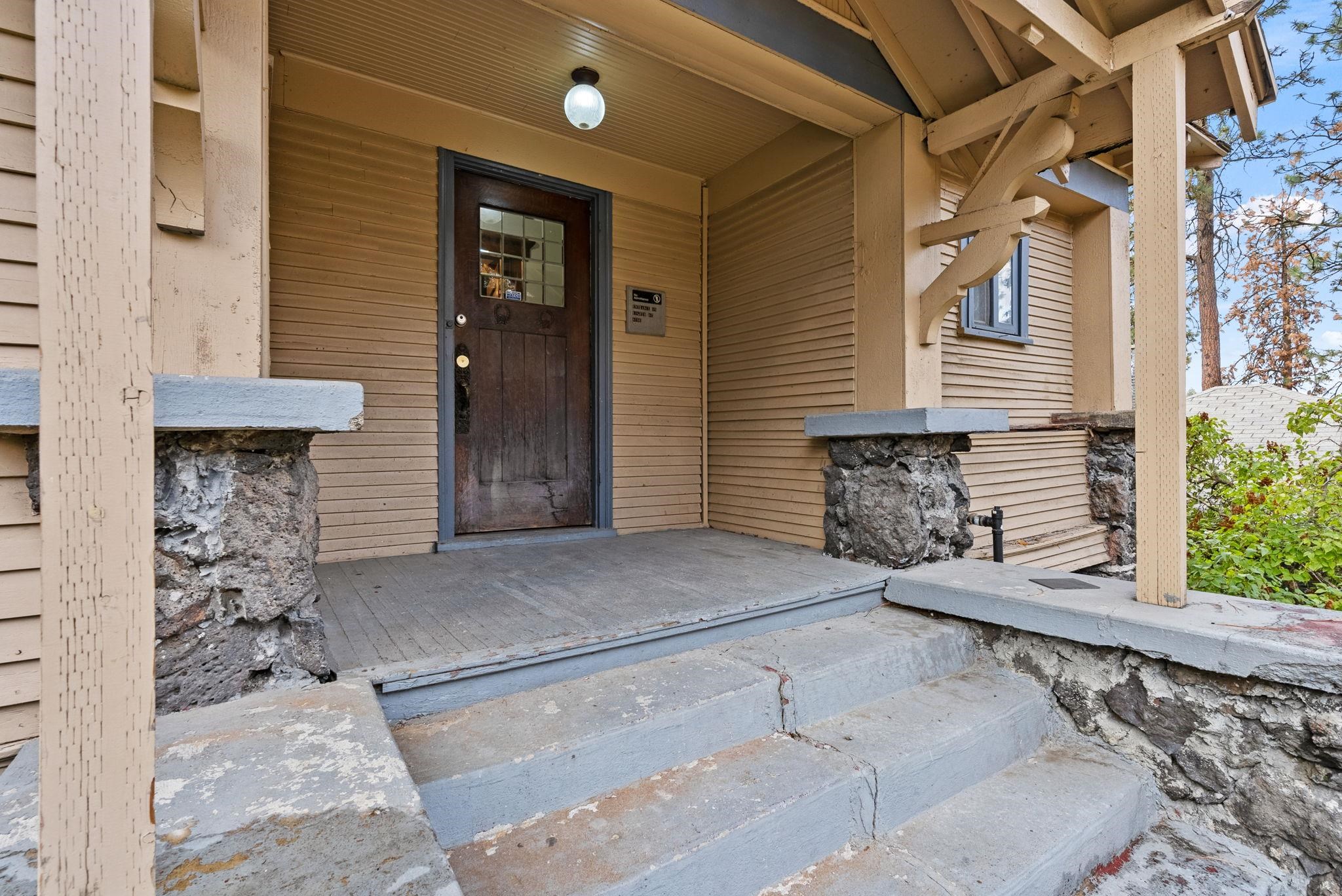 2002 W 8th Ave - Photo 21