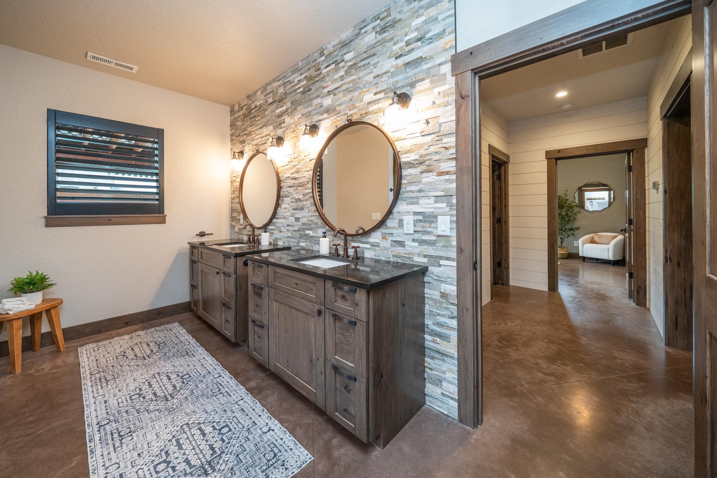 11411 N Nine Mile Rd - Photo 23