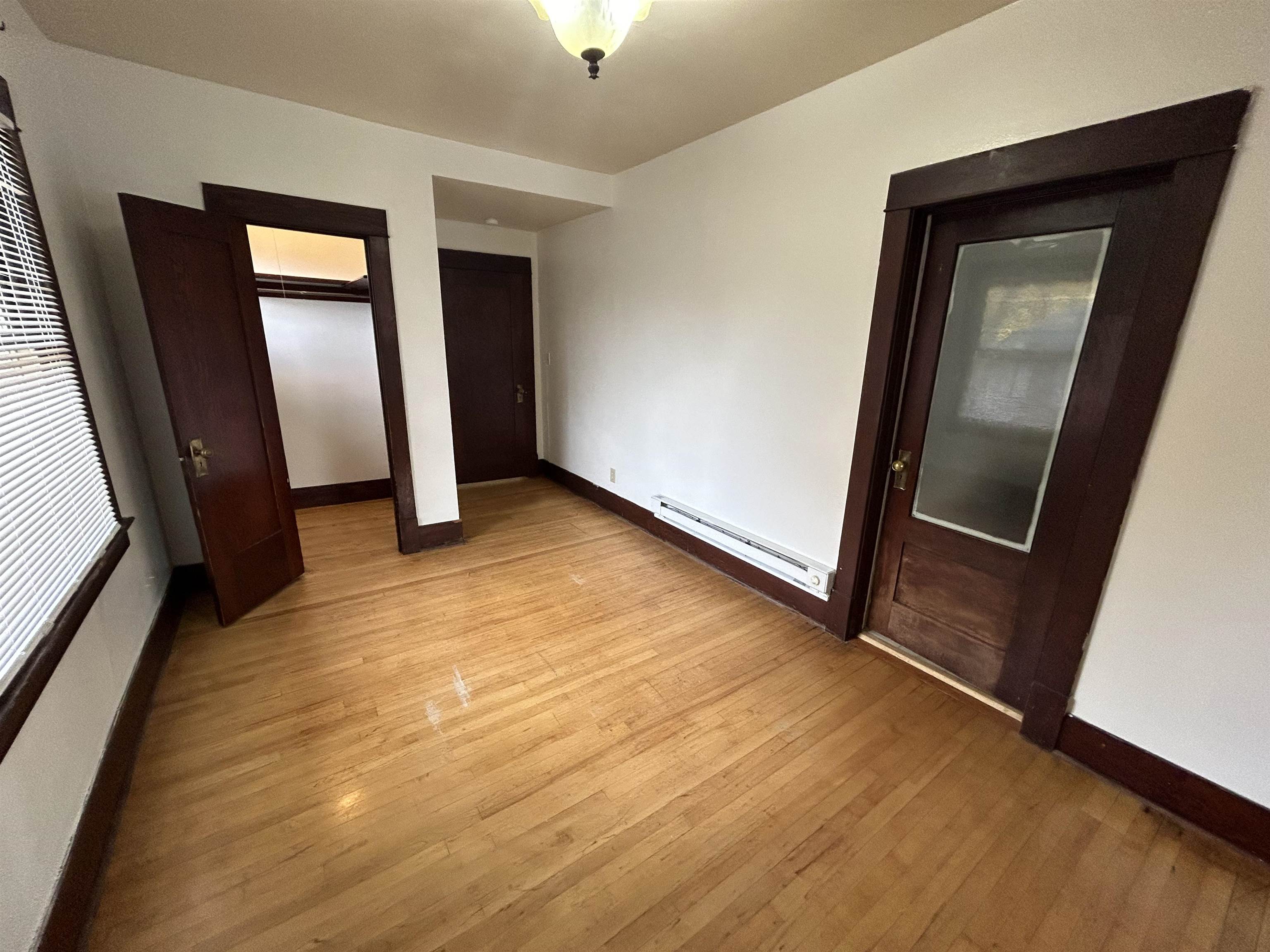 1733 W 10th Ave - Photo 4