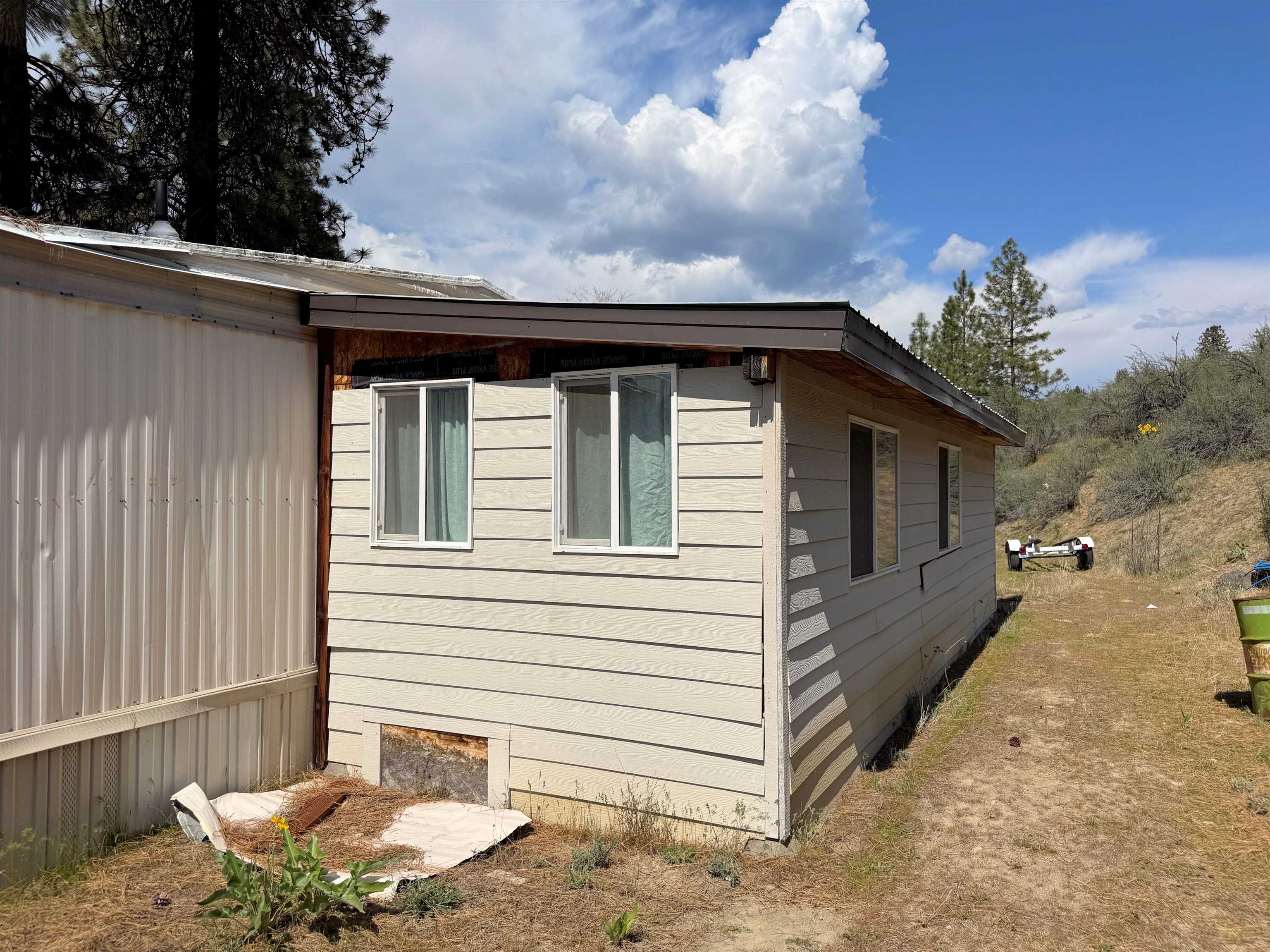 31884 E Phillips Ln - Photo 4