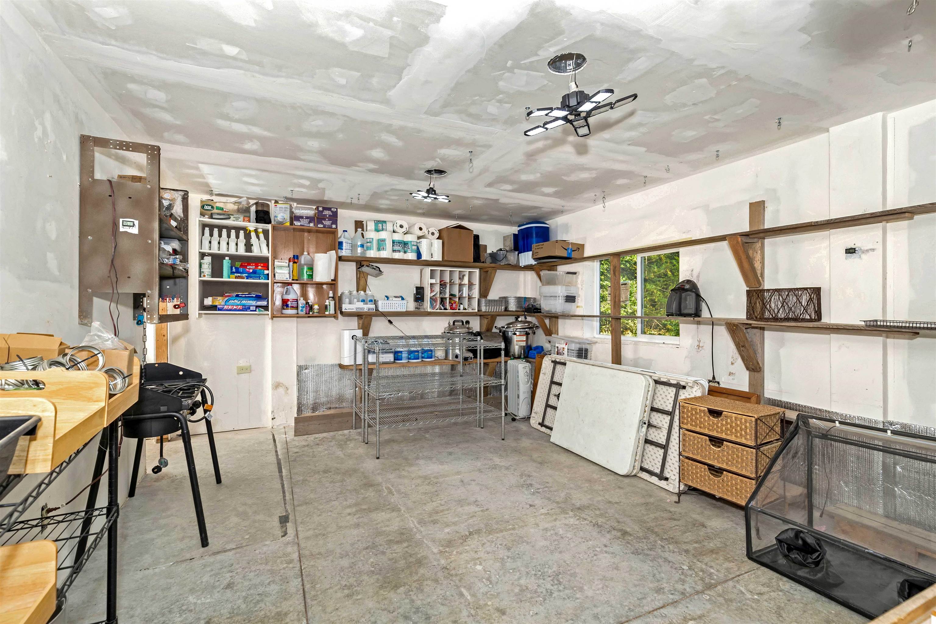 701 Happy Trails Ln - Photo 29