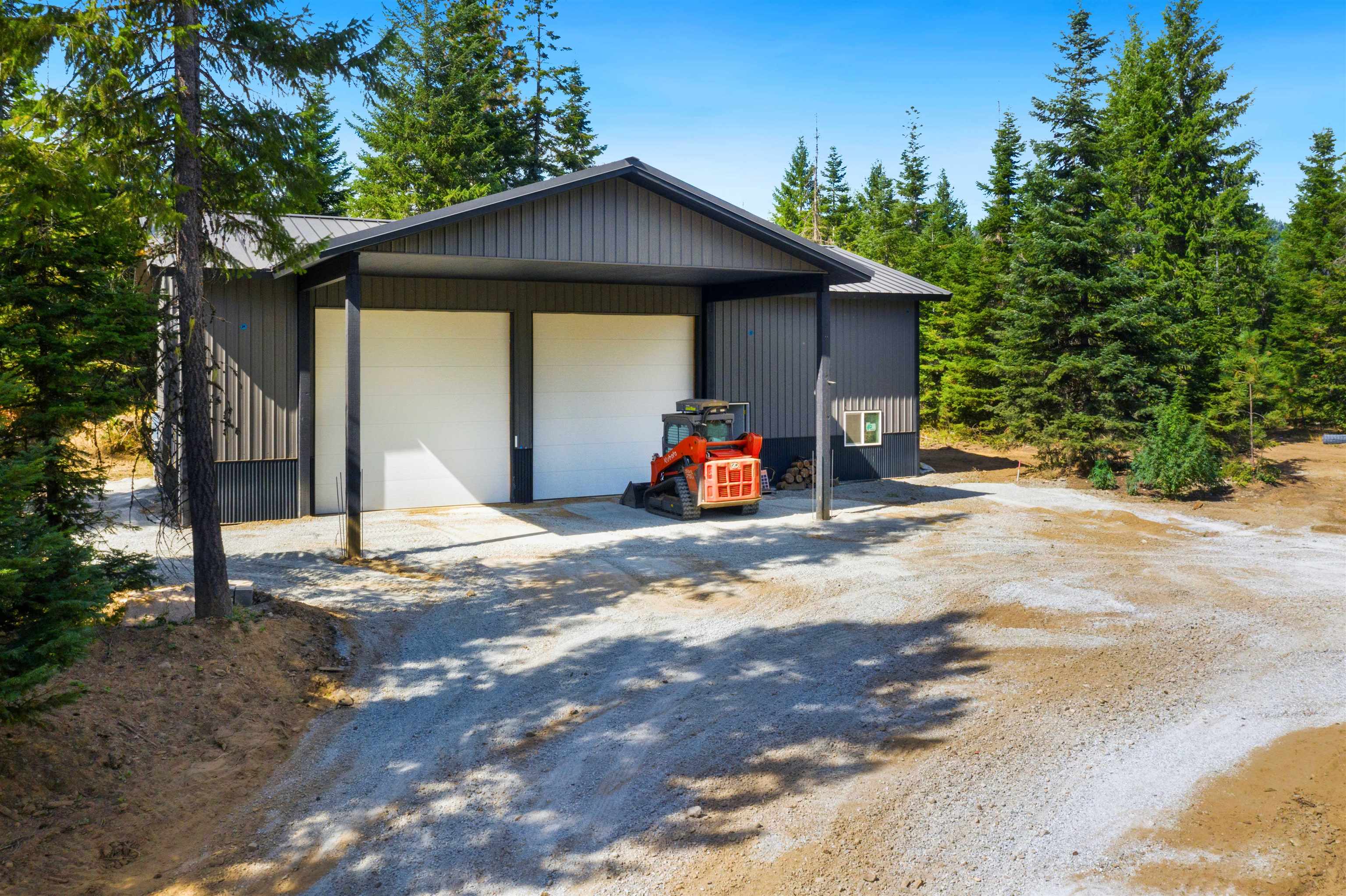 701 Happy Trails Ln - Photo 4