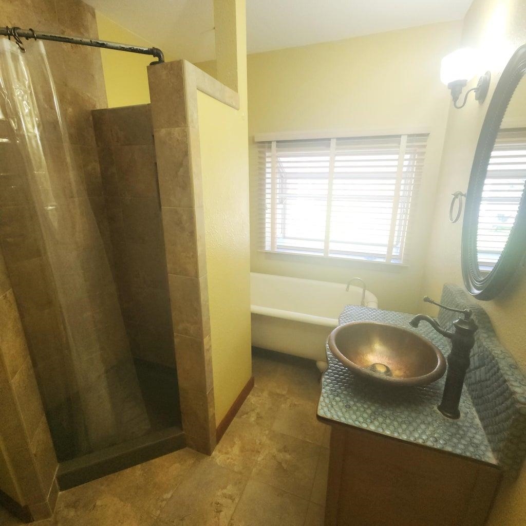 272 S ALDER St - Photo 19