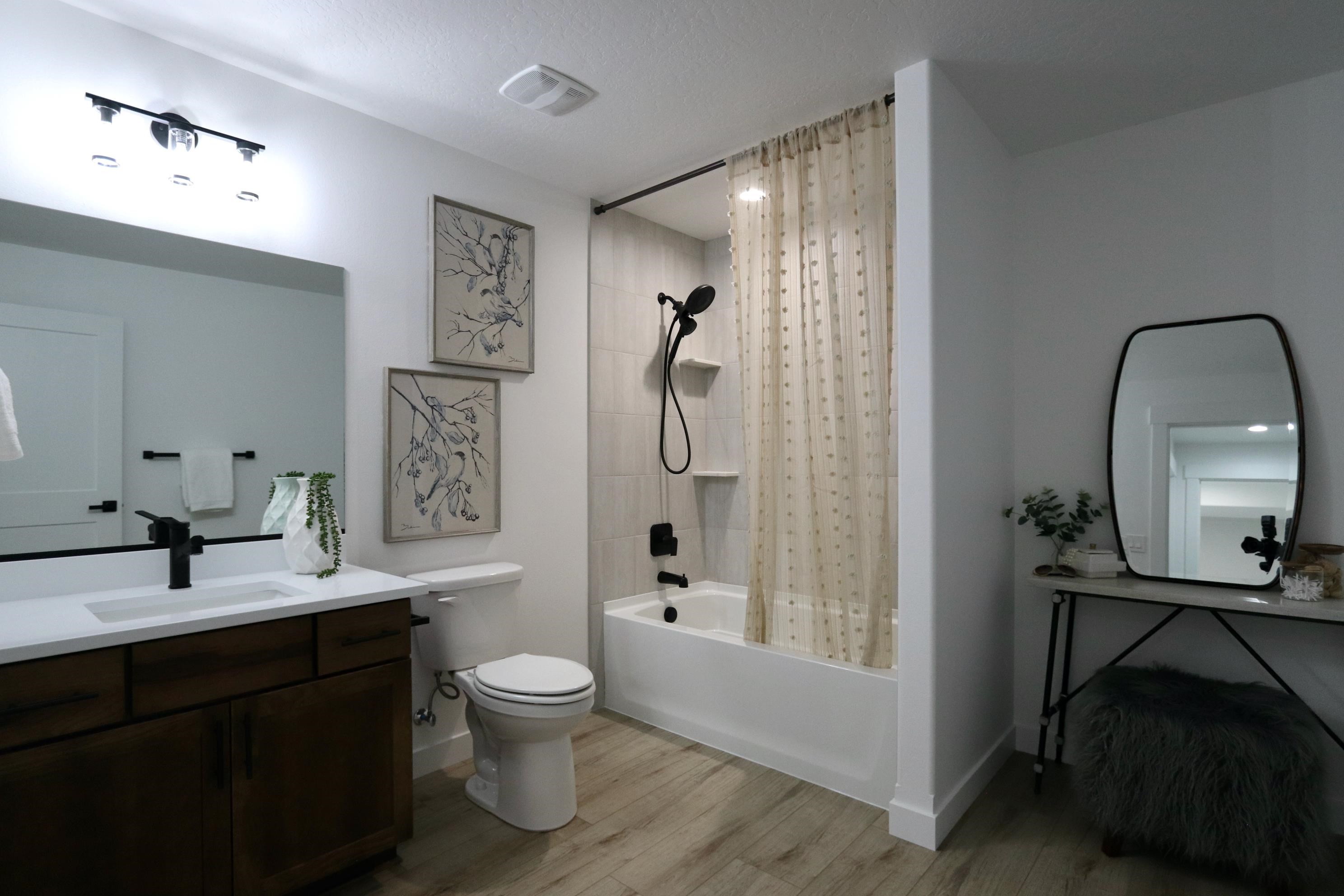 9002 E Clearview Ln - Photo 23