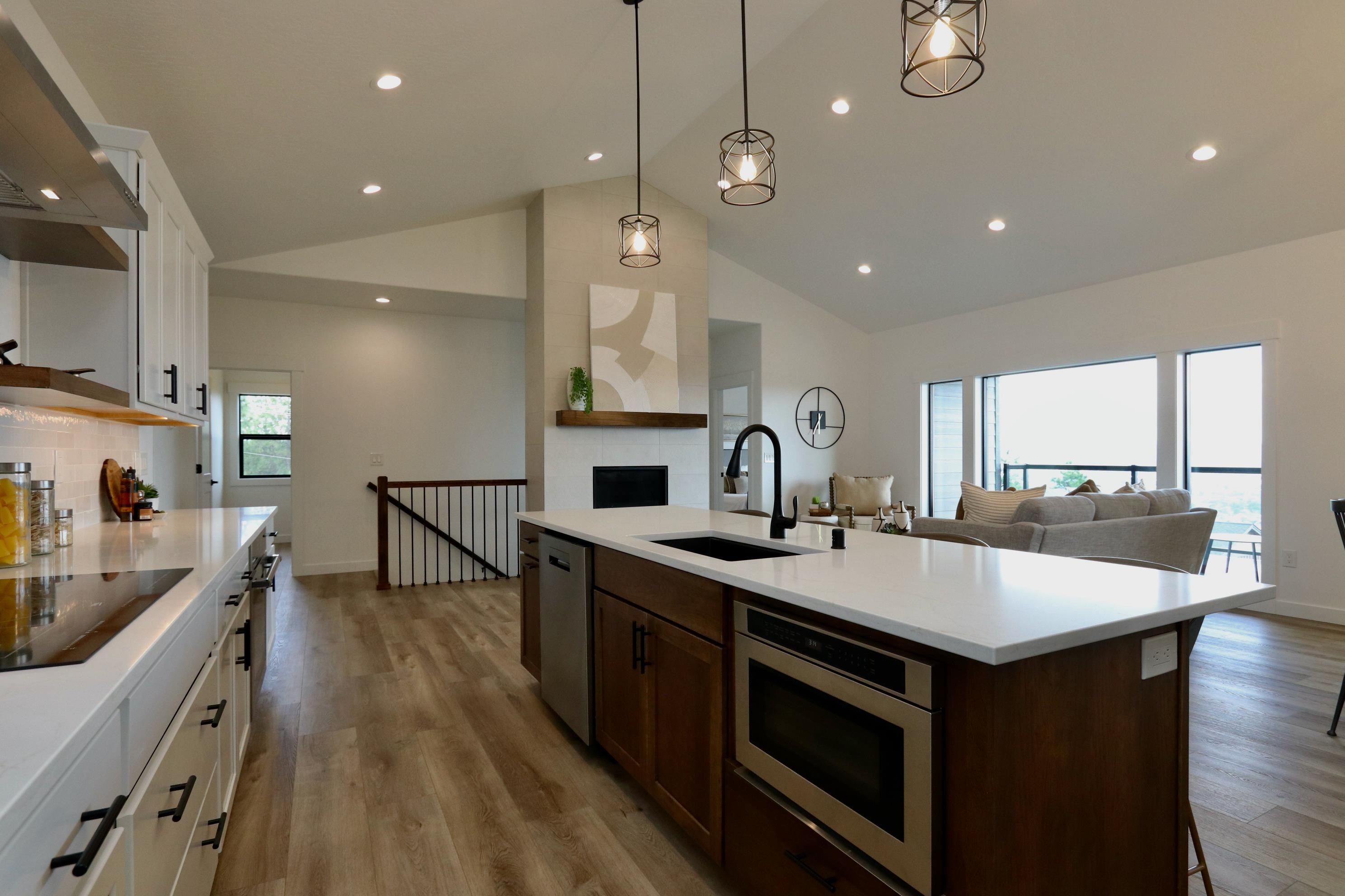 9002 E Clearview Ln - Photo 5