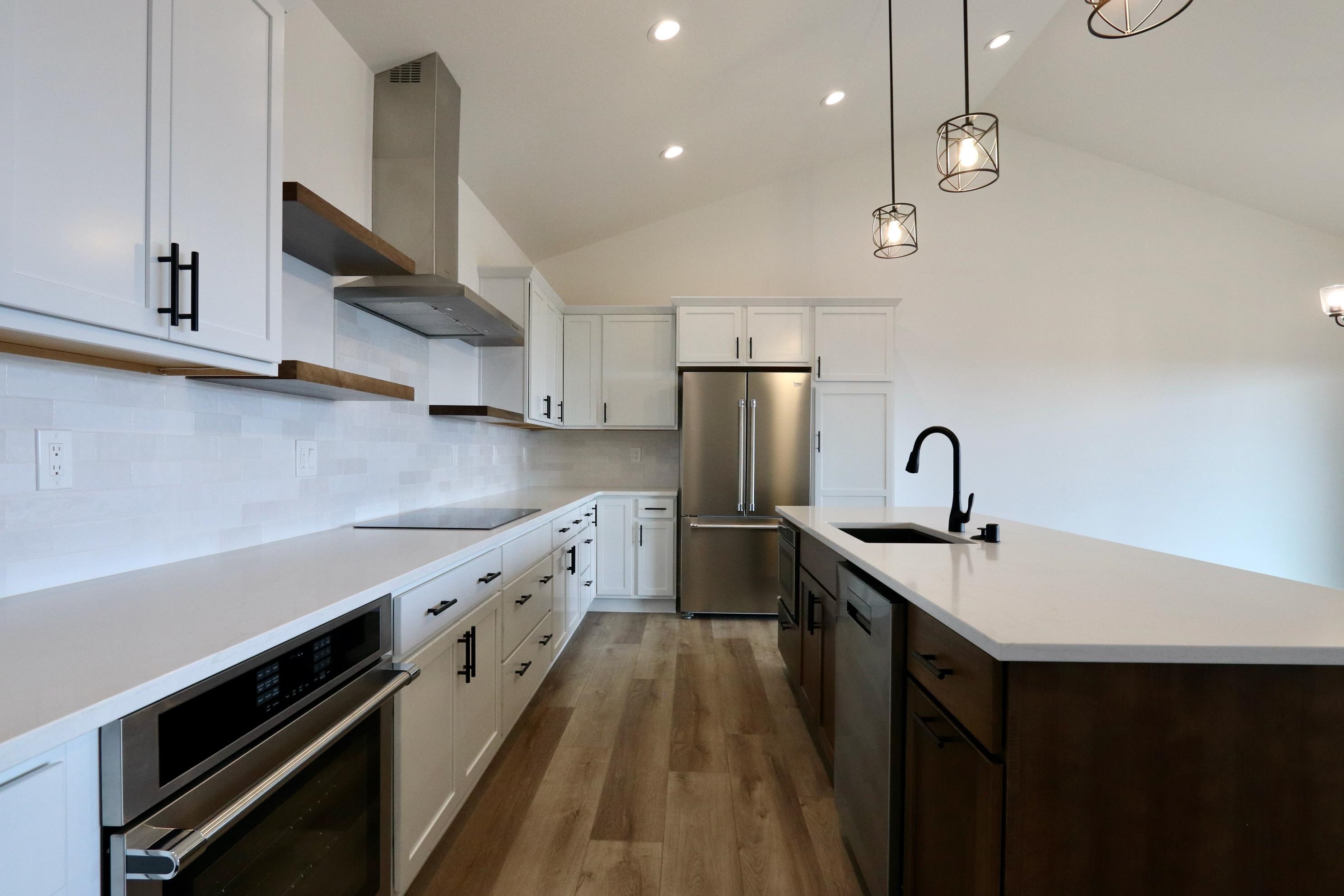 9002 E Clearview Ln - Photo 10