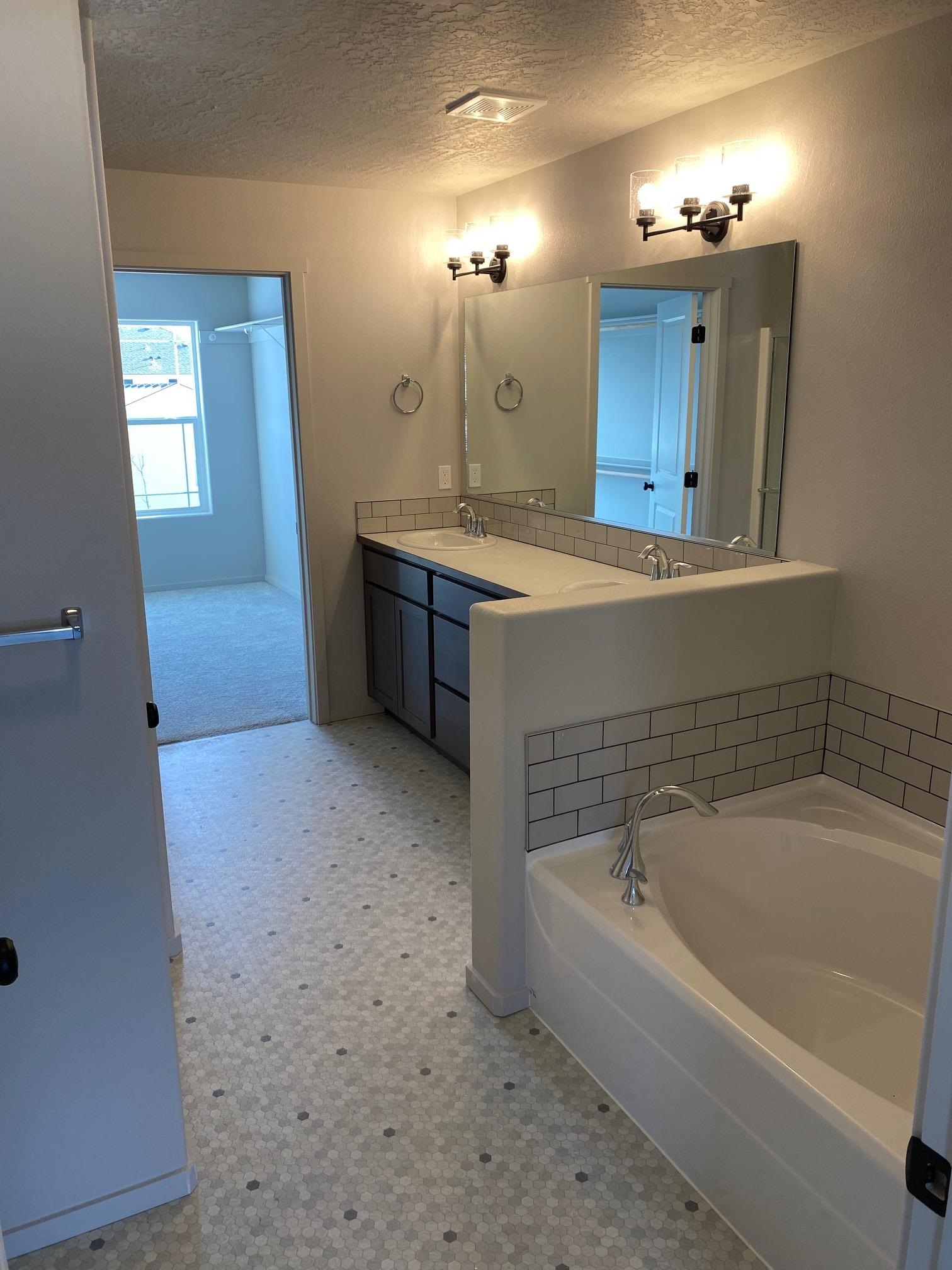 18718 E RIVERSIDE Ct - Photo 10