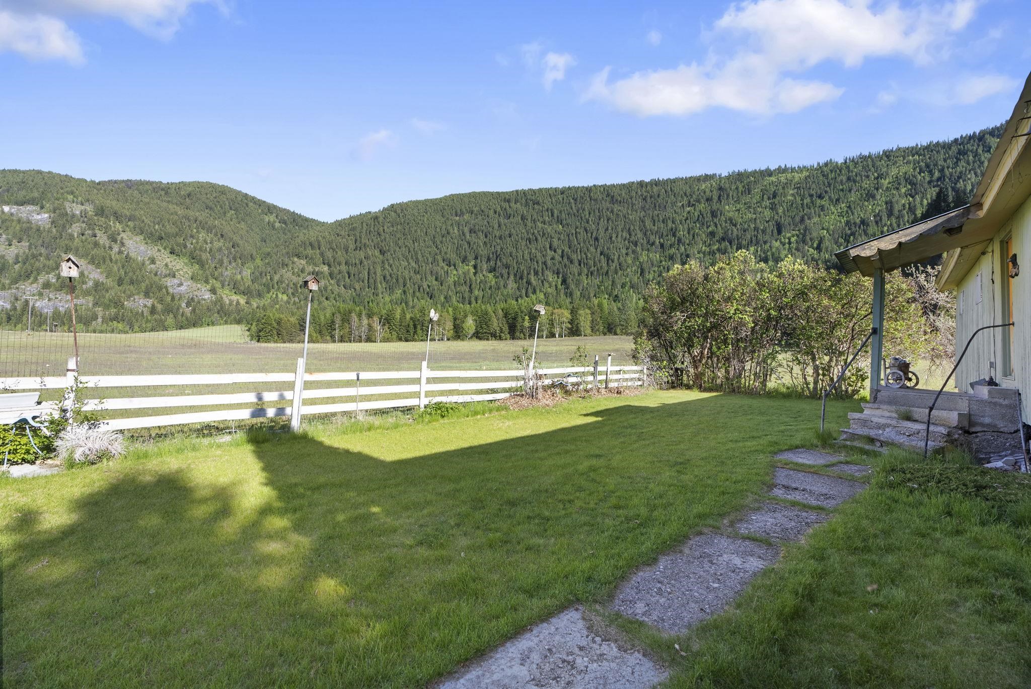 4345 Wilcox Rd - Photo 3