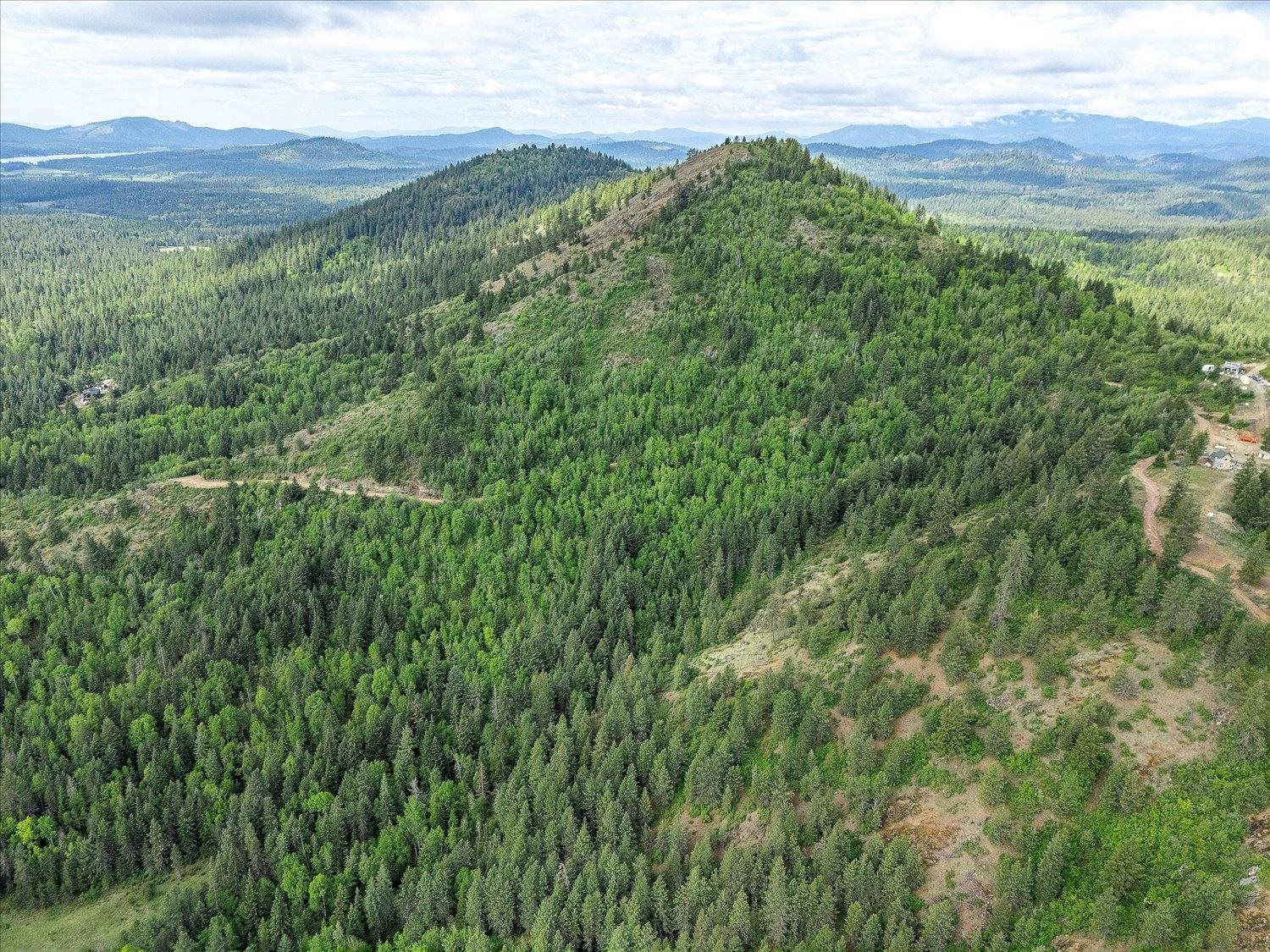 NKA Rocky Mountain Rd - Photo 4