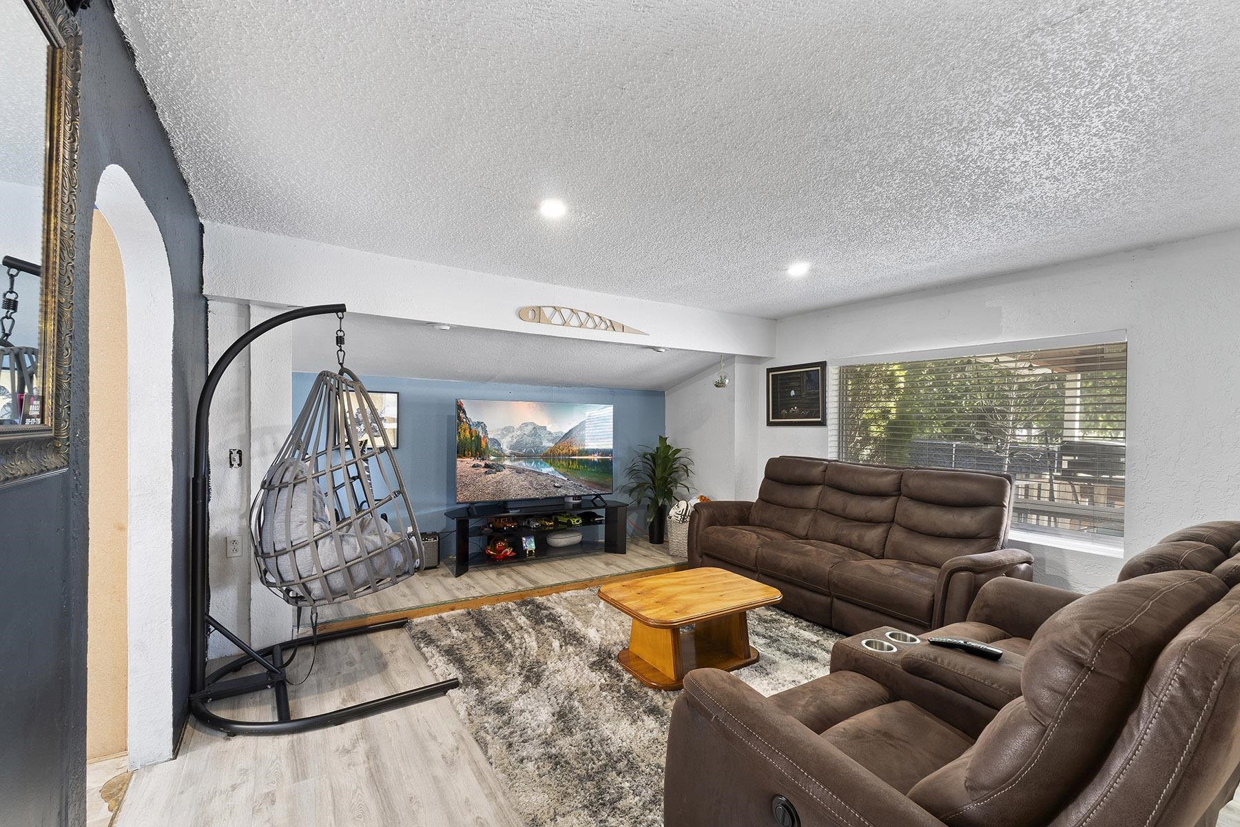 125 N Flora Rd - Photo 11