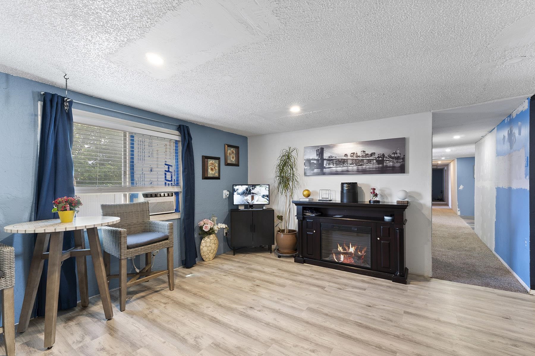 125 N Flora Rd - Photo 13