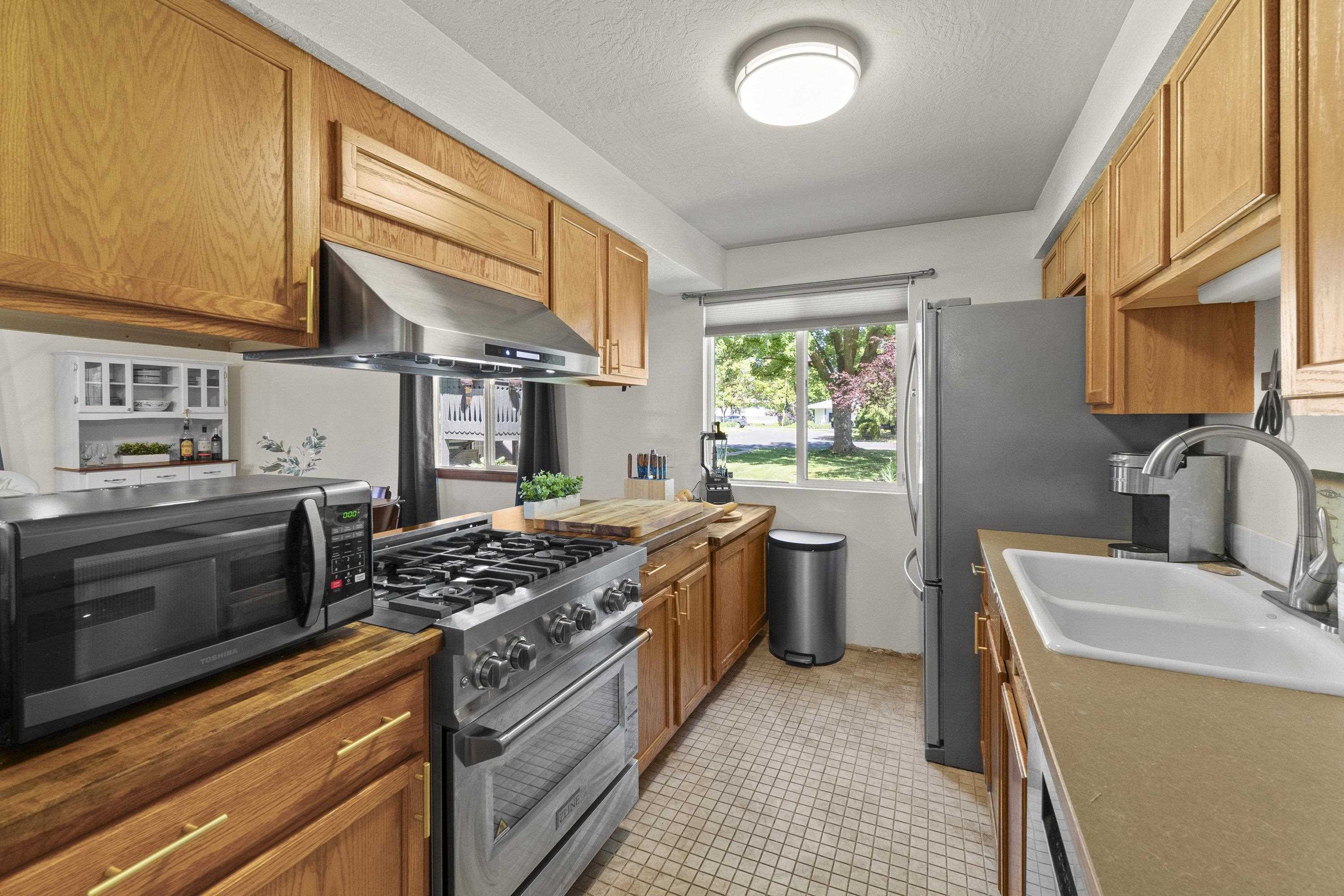 112 E Weile Ave - Photo 13