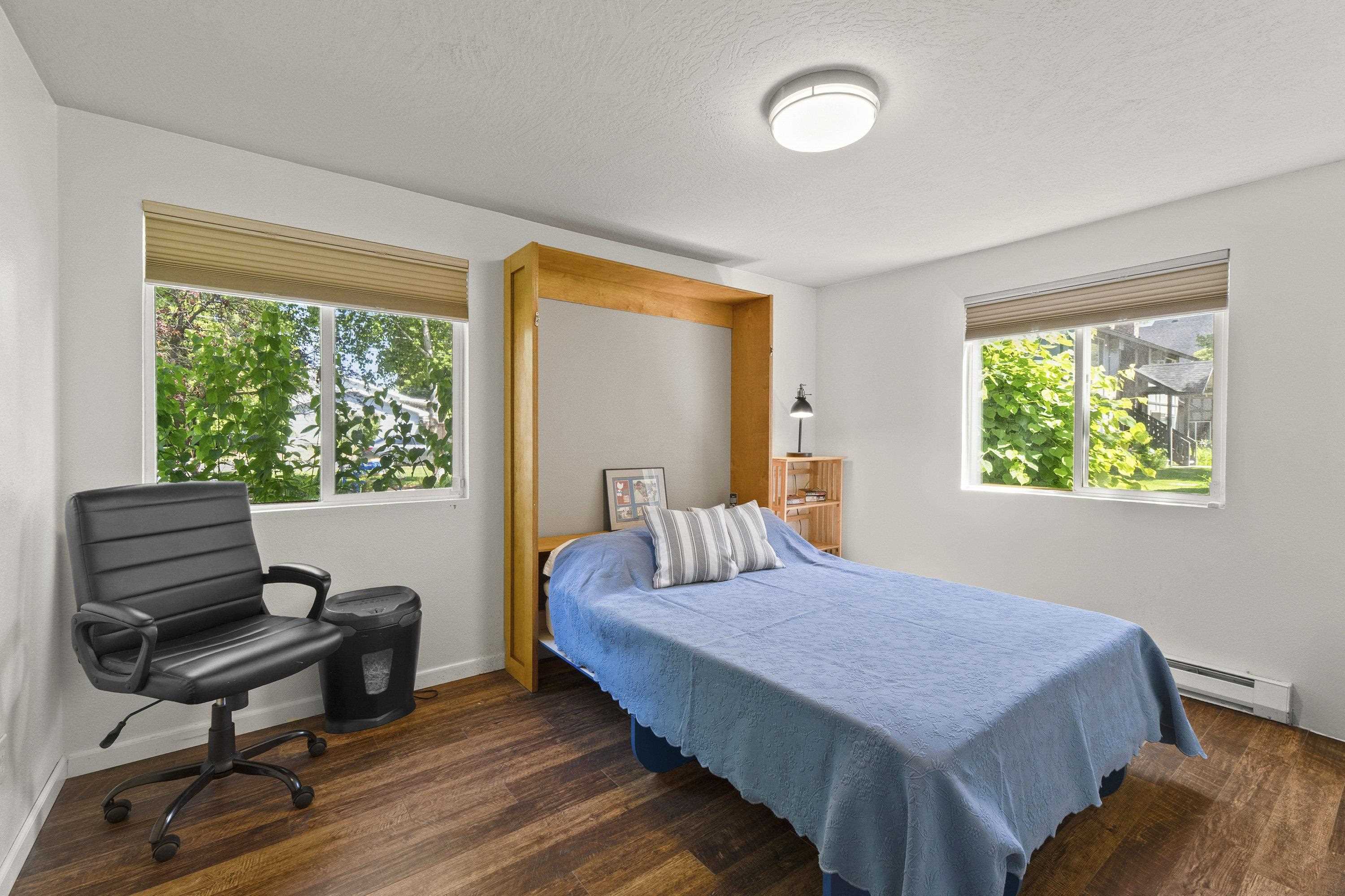 112 E Weile Ave - Photo 20