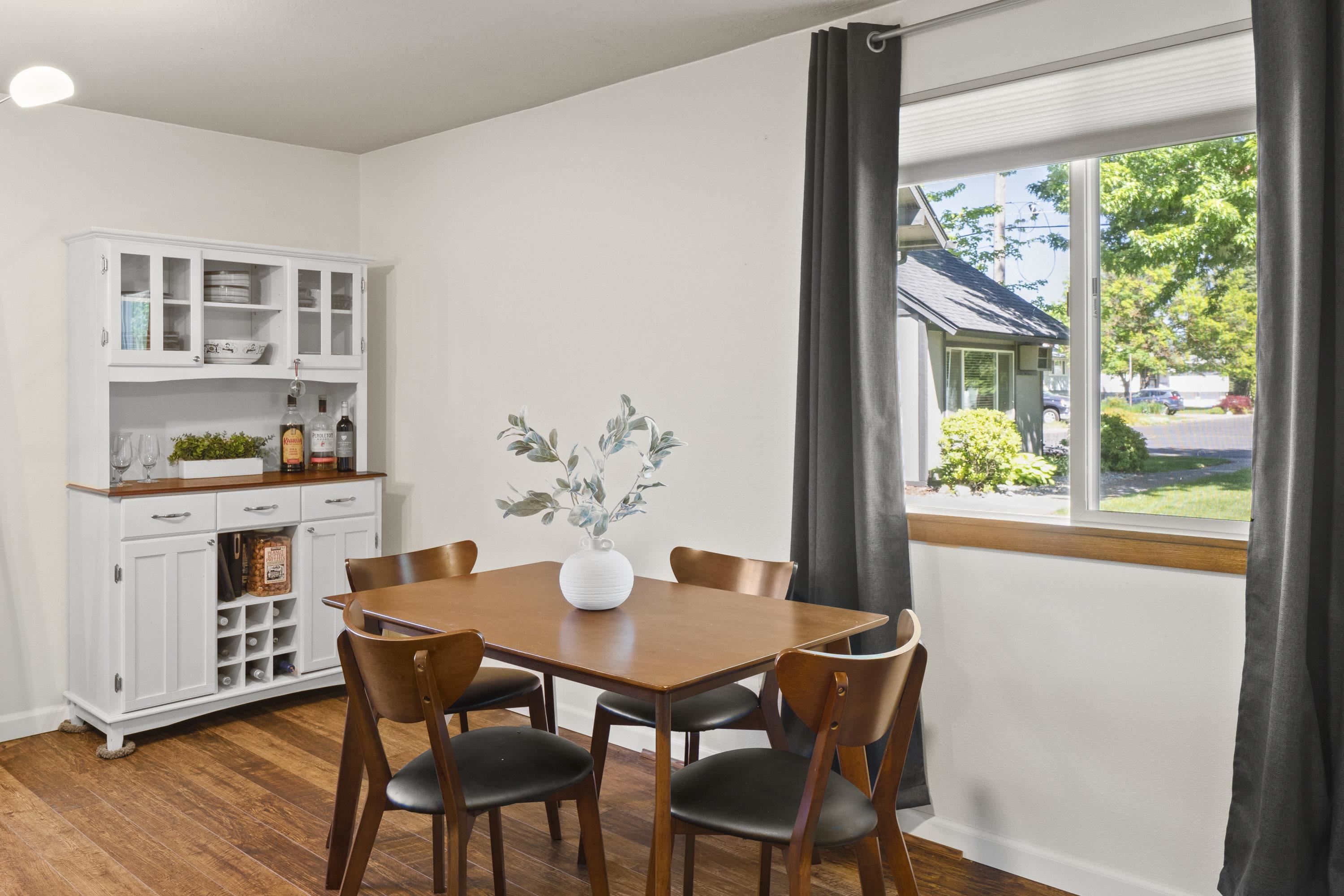 112 E Weile Ave - Photo 10