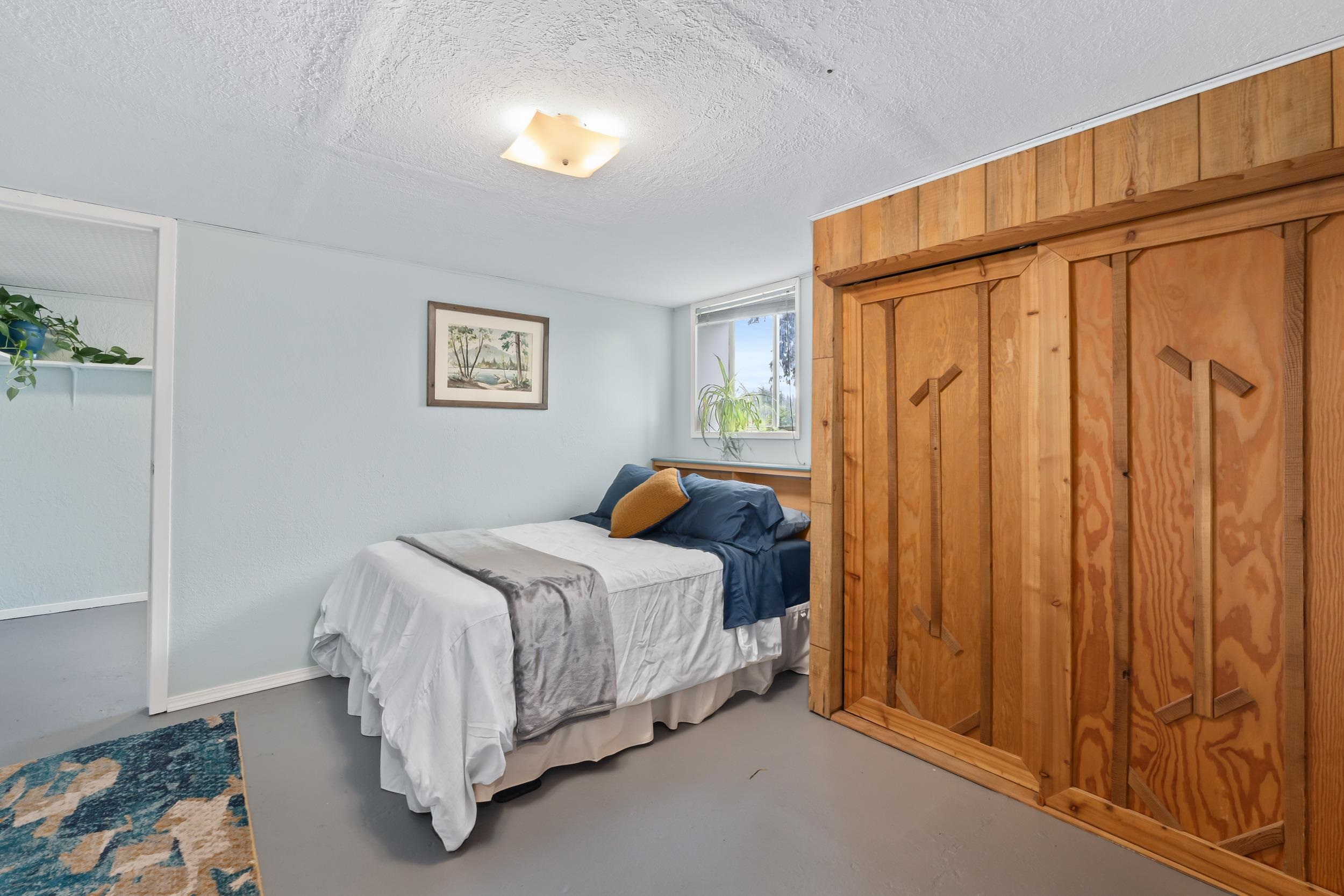 697 N Hofstetter St - Photo 27