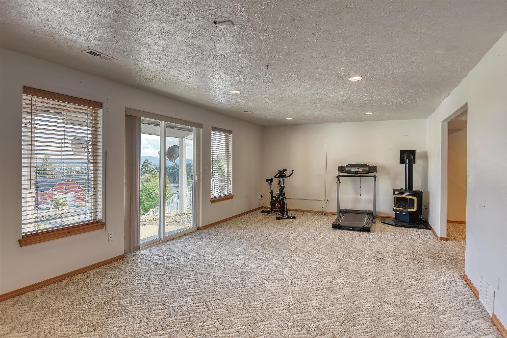 6930 N Lynden Ln - Photo 28