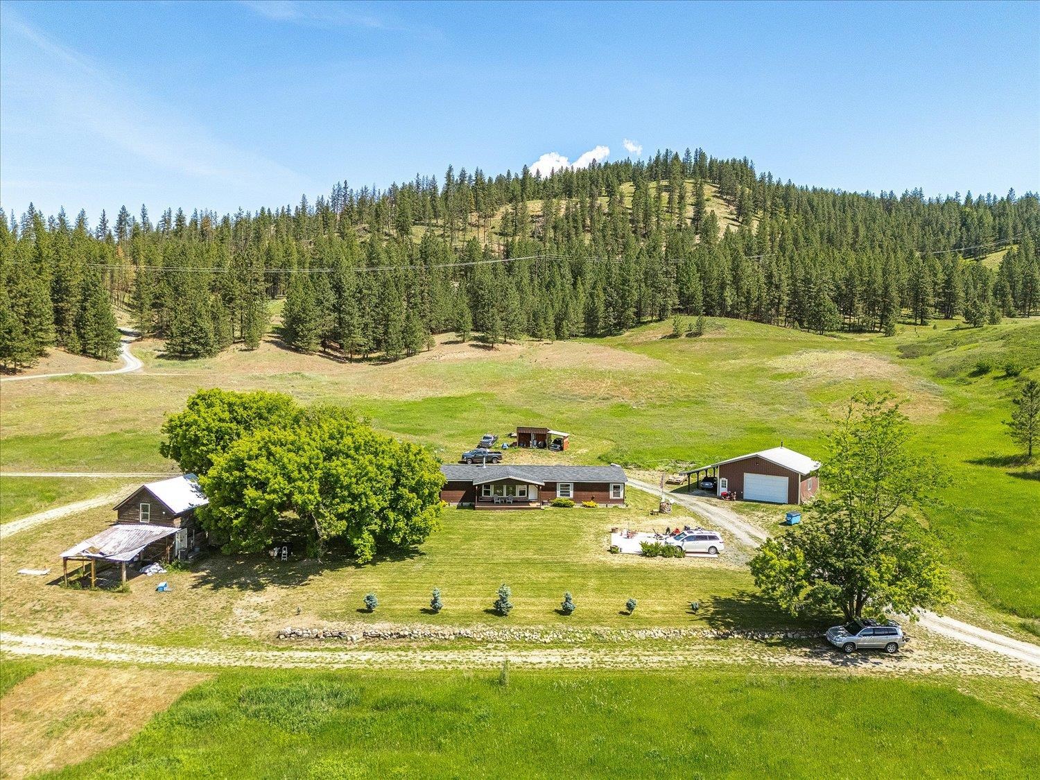 1643 Highway 395 S - Photo 1
