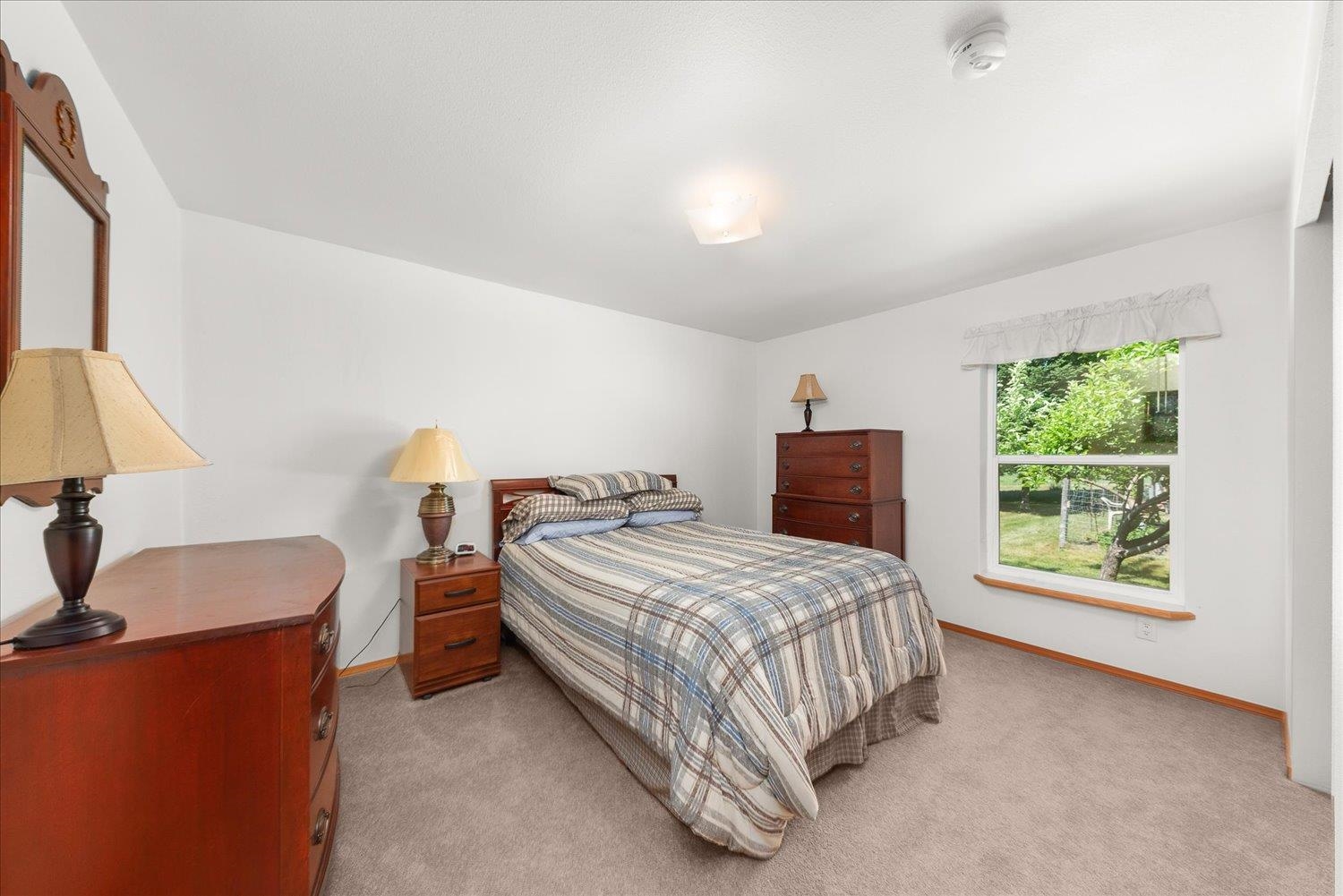 1643 Highway 395 S - Photo 17