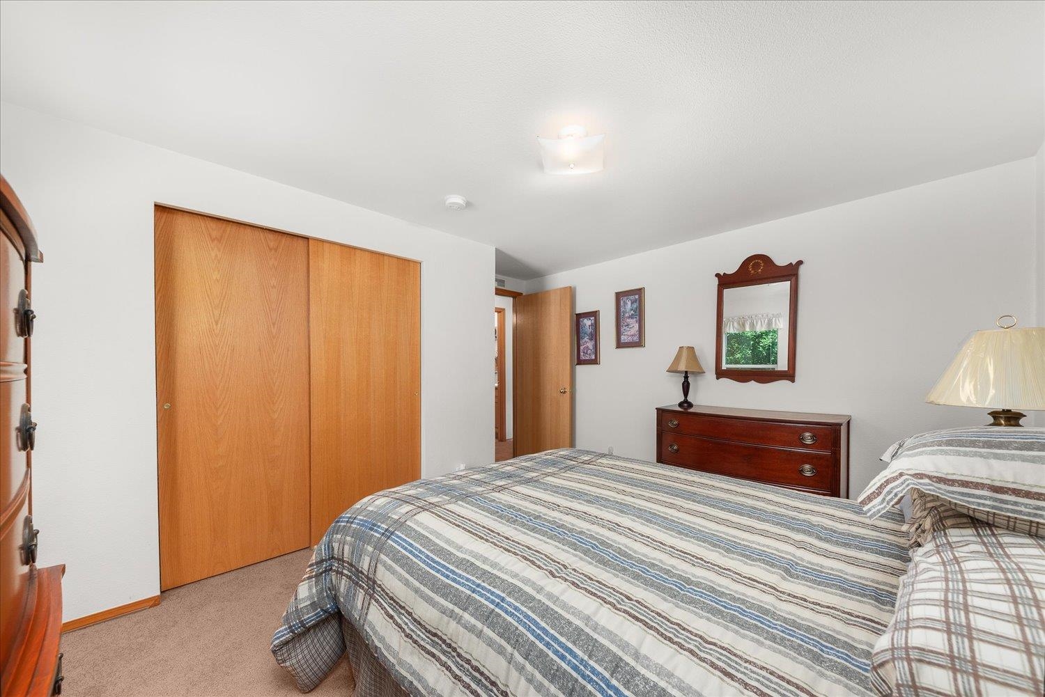 1643 Highway 395 S - Photo 18