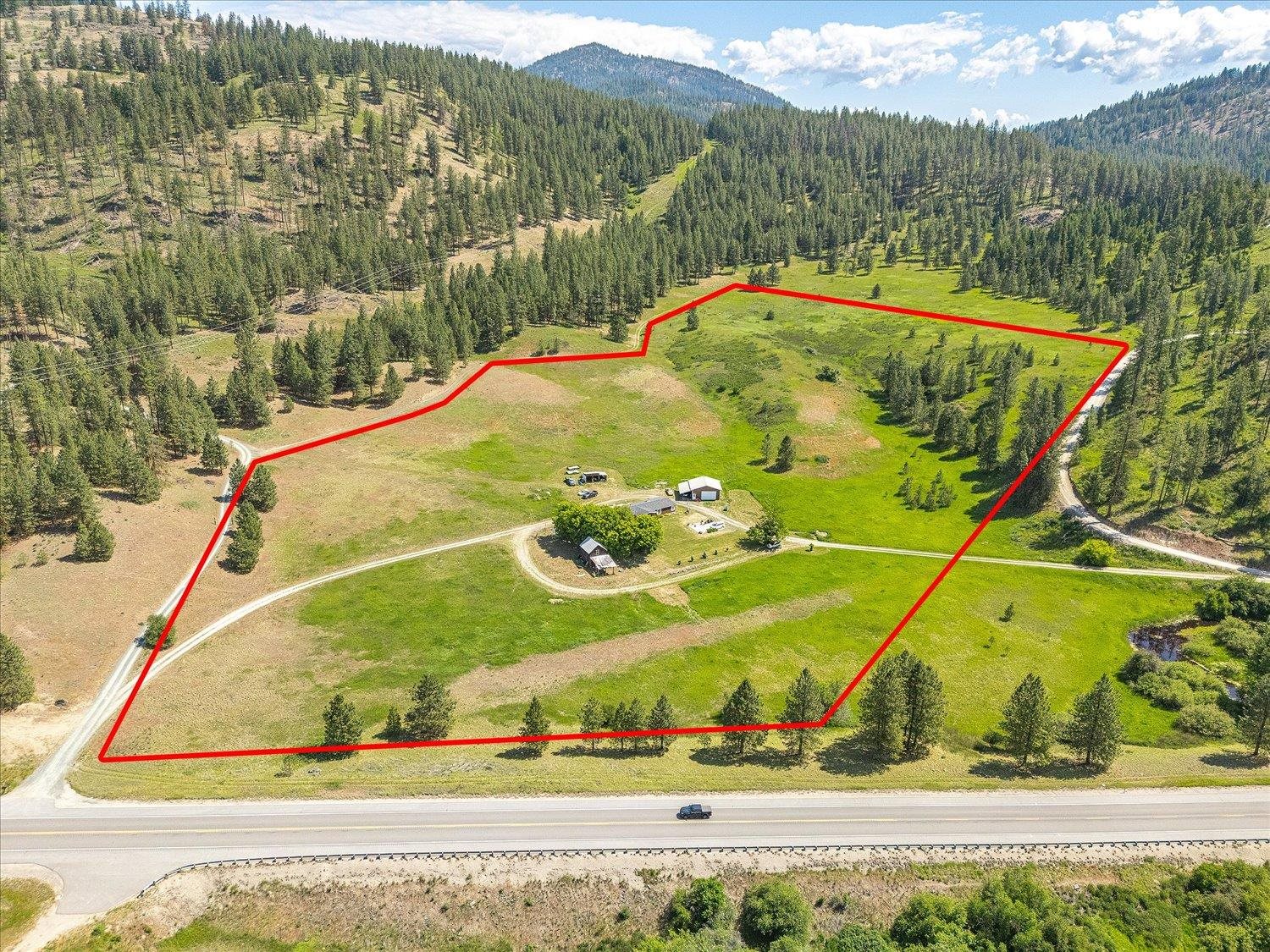 1643 Highway 395 S - Photo 35