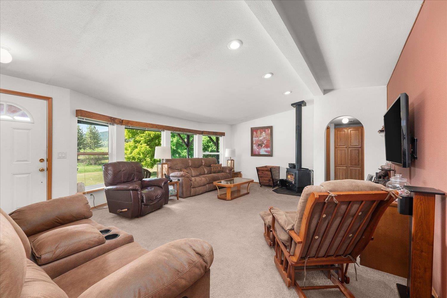 1643 Highway 395 S - Photo 6