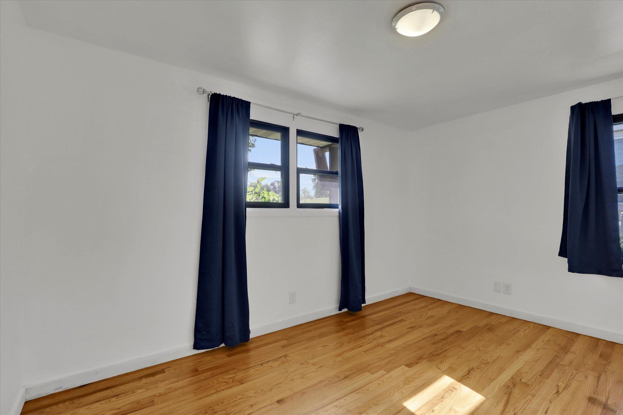 5915 N Cochran St - Photo 13