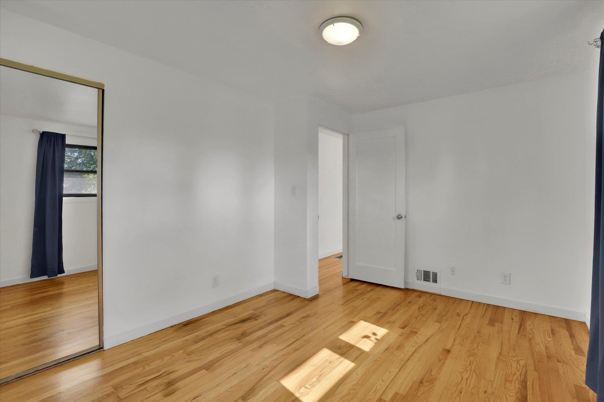 5915 N Cochran St - Photo 14