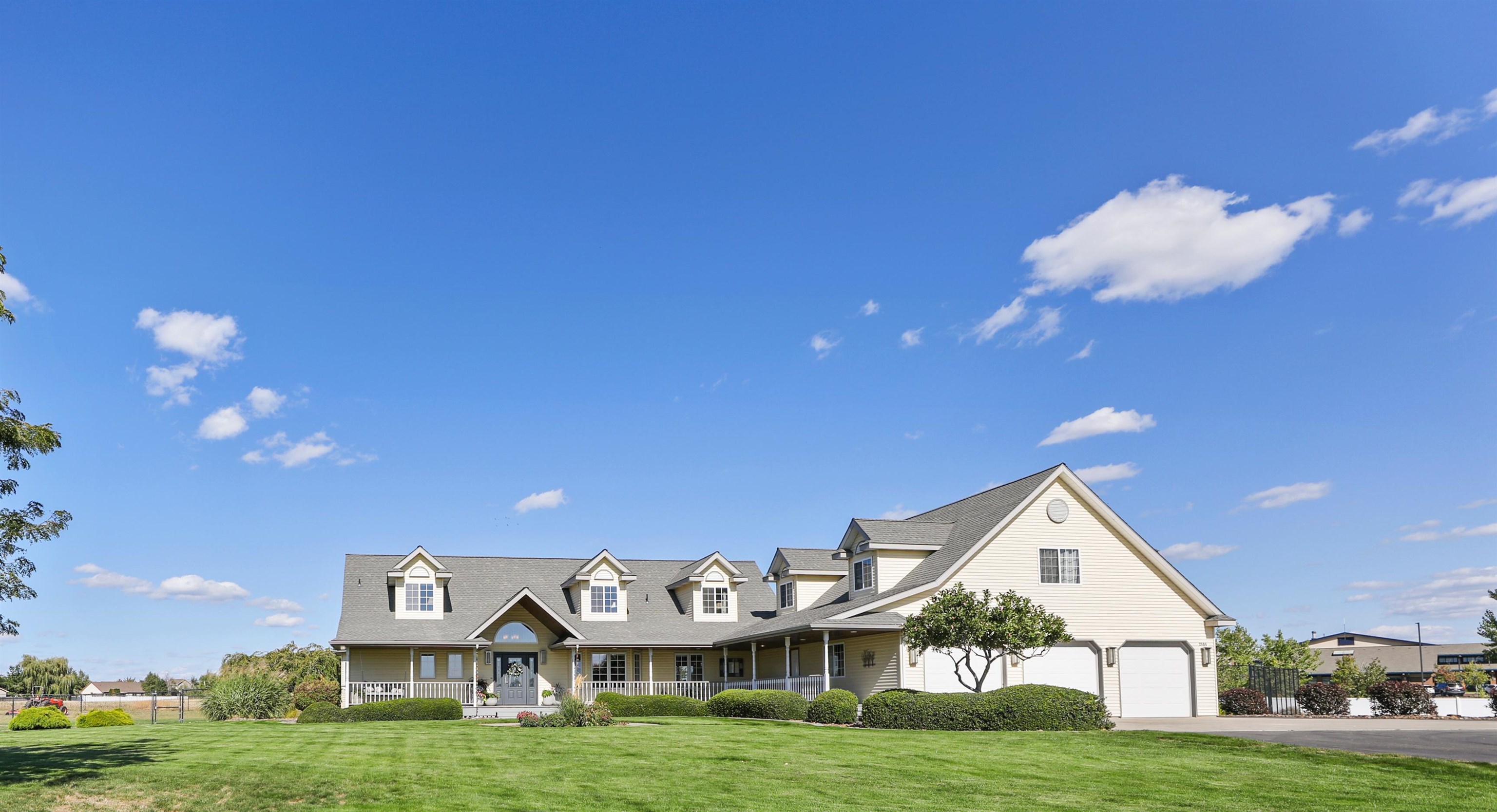 2804 W Johannsen Rd - Photo 1
