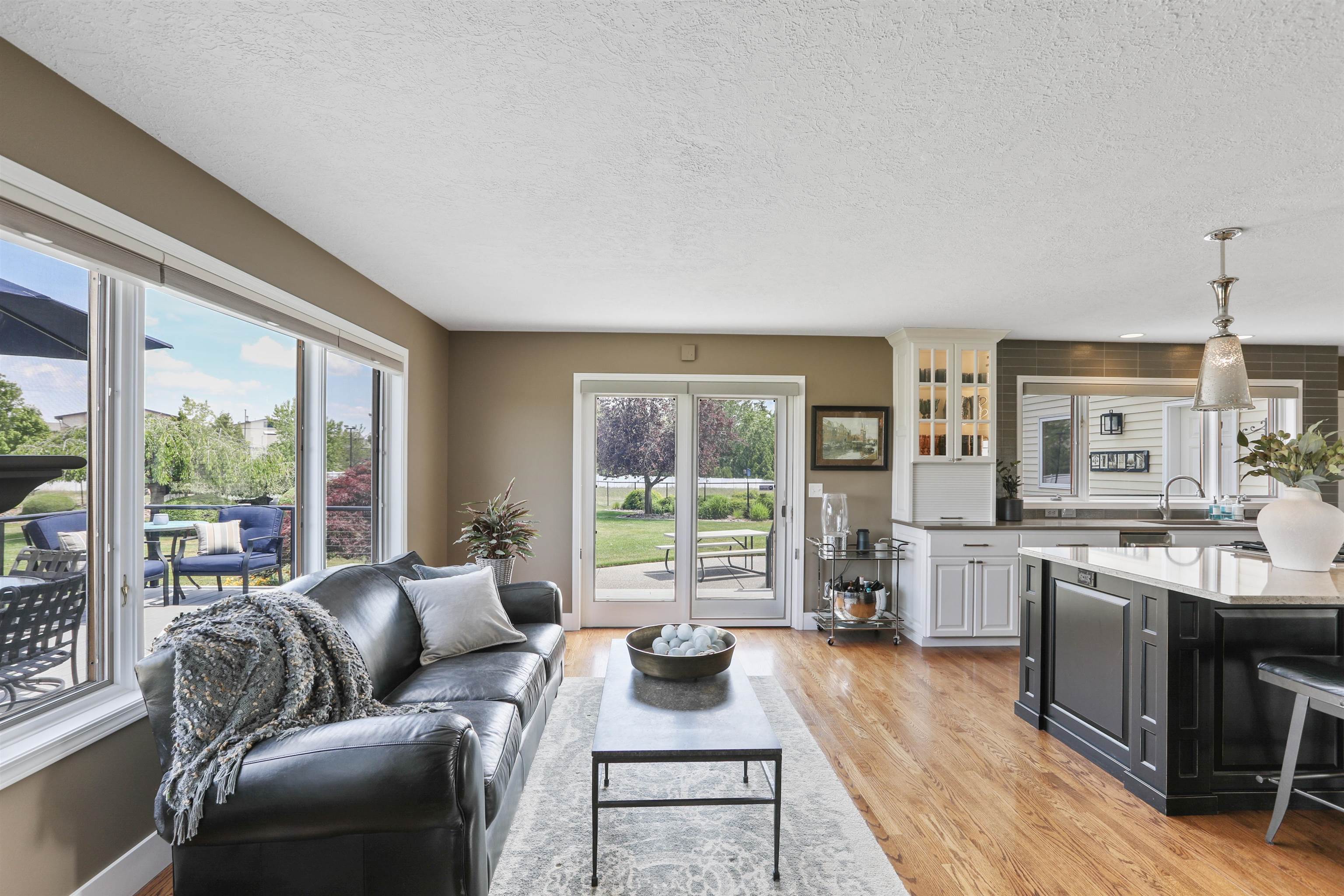 2804 W Johannsen Rd - Photo 7