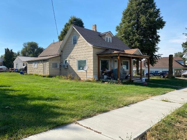 204 S 3rd St - Photo 1