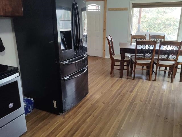 204 S 3rd St - Photo 6